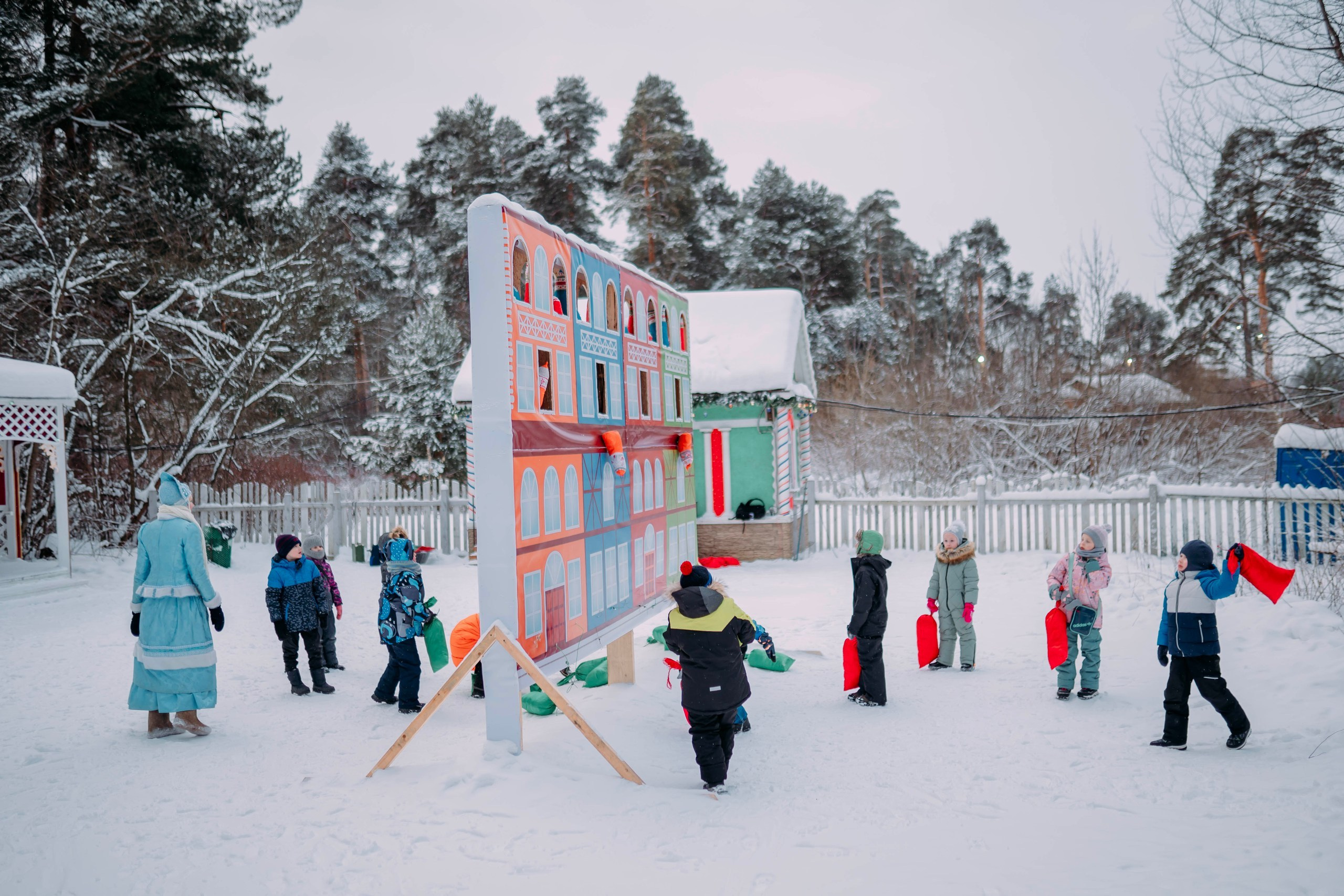 Репортажная съемка новогоднего мероприятия. Семейный и детский фотограф в Кирове Сильвия Михеева