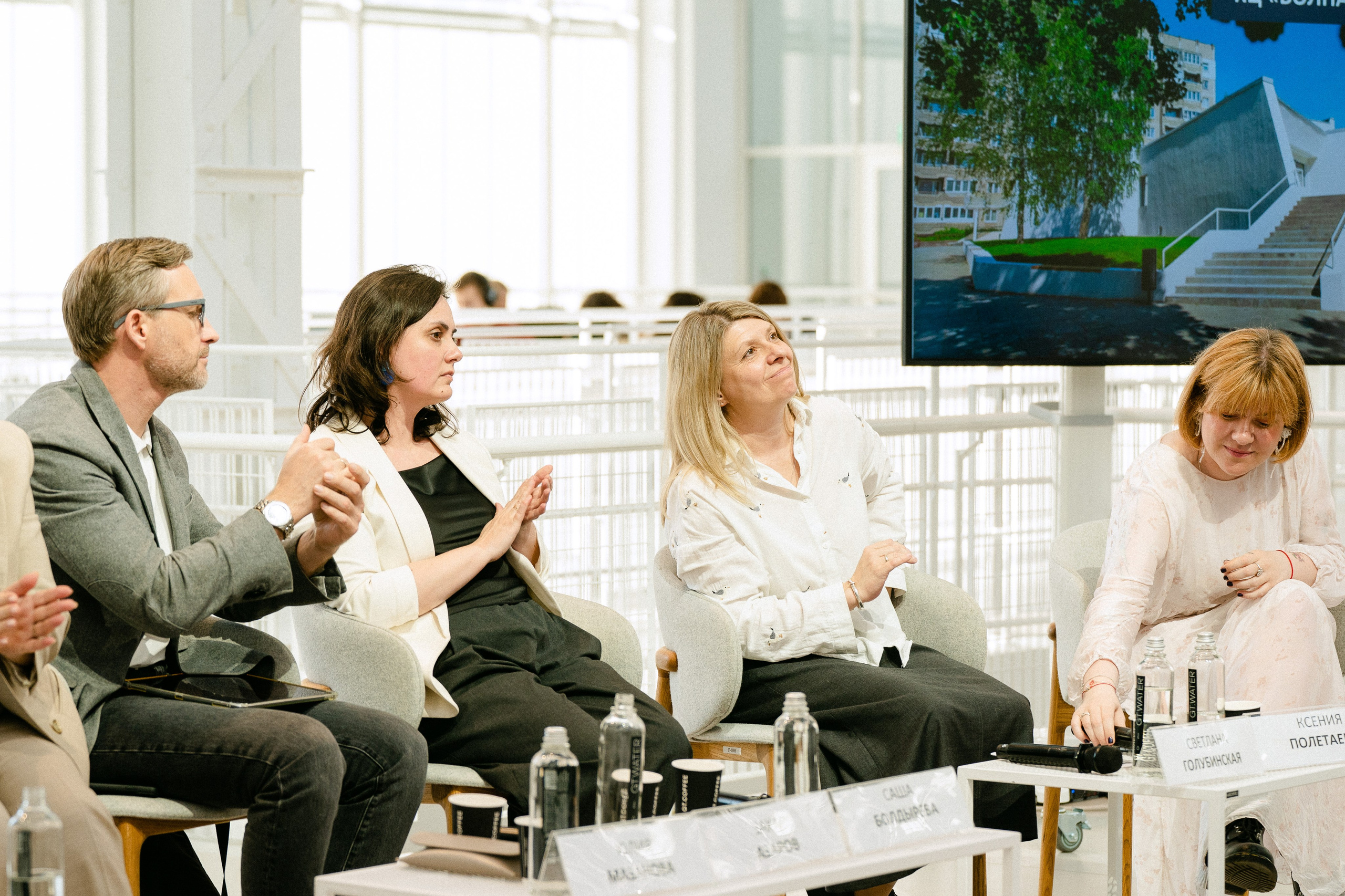 Форум «Музейный гид — 2025» Фонда Потанина в рамках Международного фестиваля Интермузей в ГЭС-2. Фотограф в Москве Женя Потах