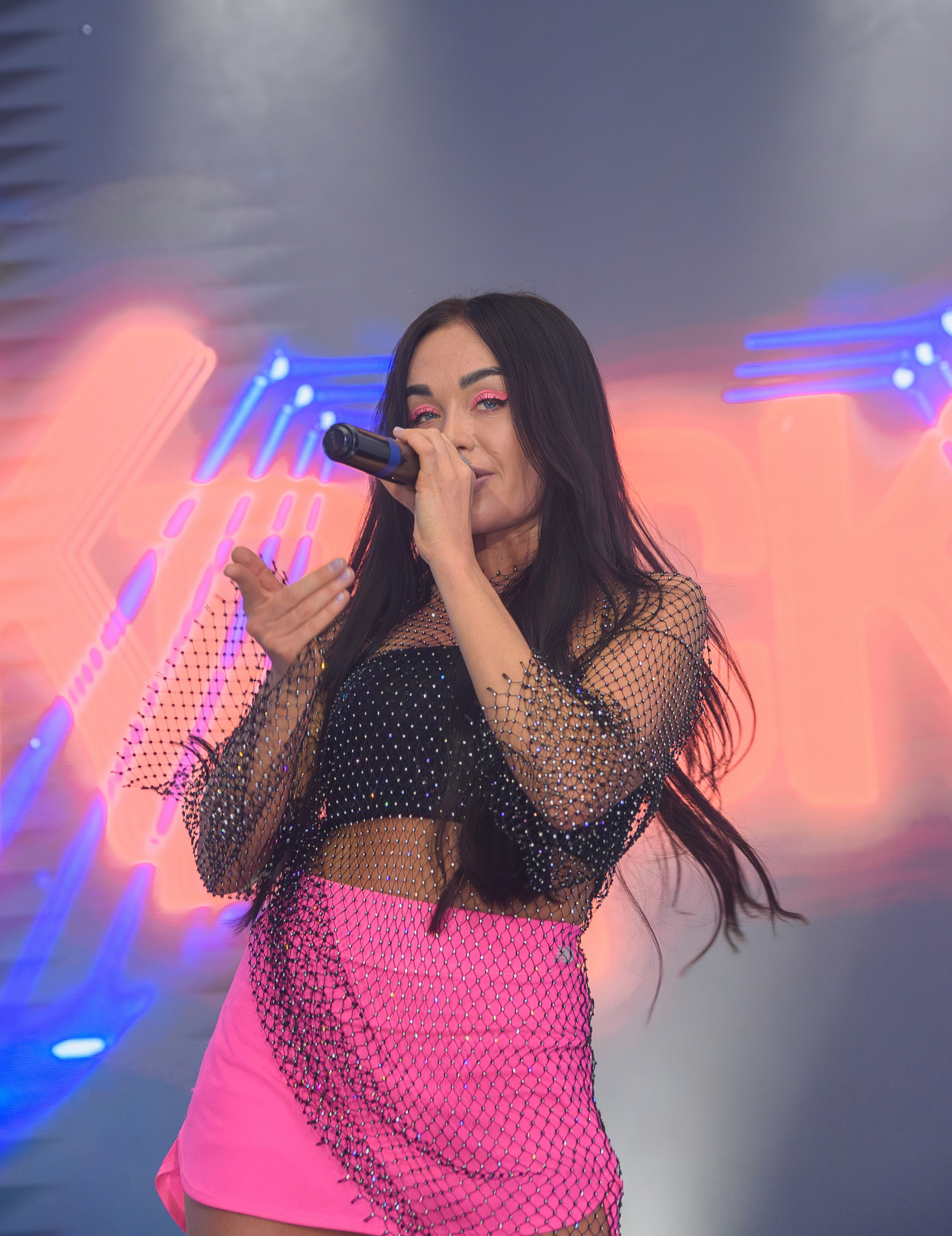 Концерт «КРАСКИ». Профессиональный спортивный фотограф в Санкт-Петербурге