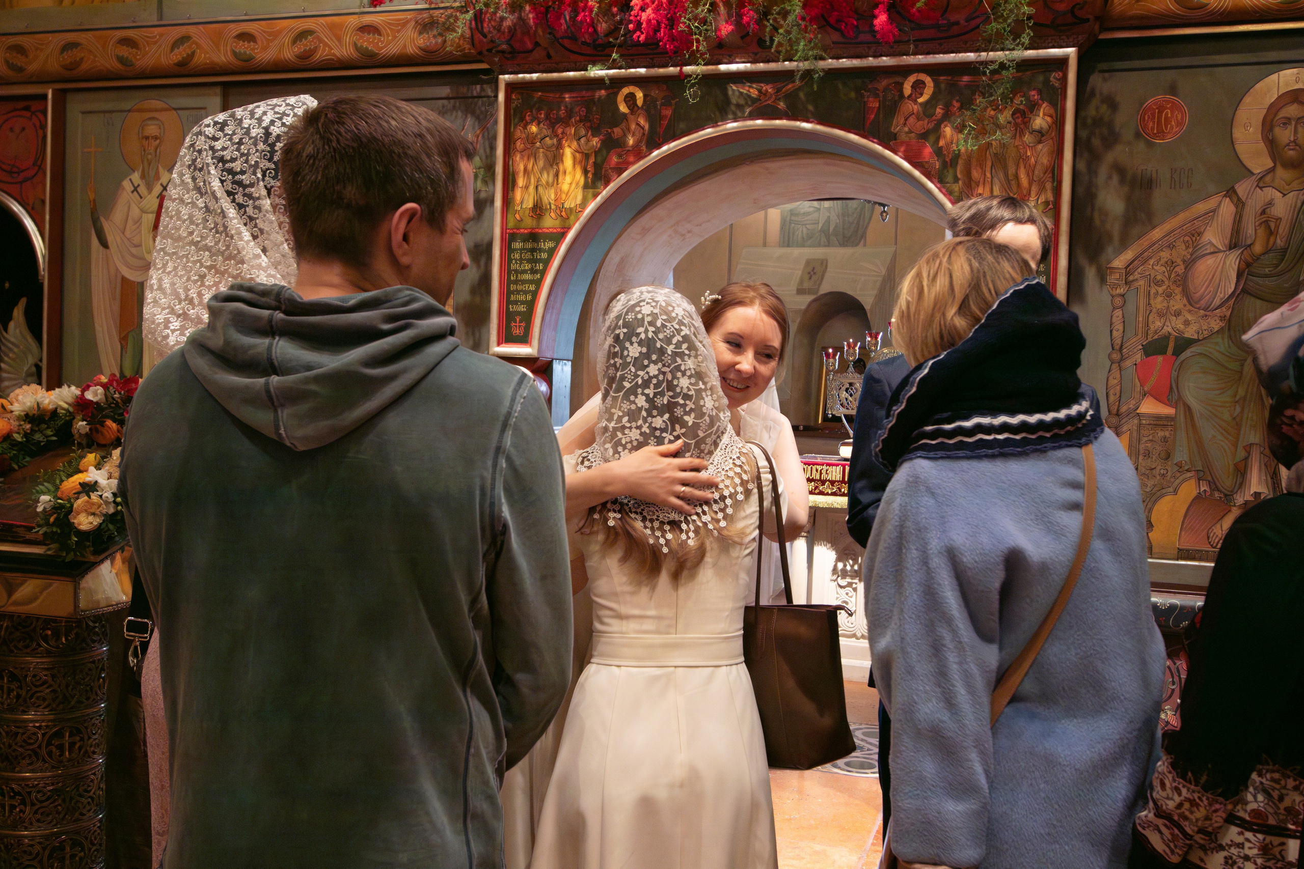 Венчание в храме Антипы Пергамского, стиль «ORWO UT21». Фотограф на крещение/венчание