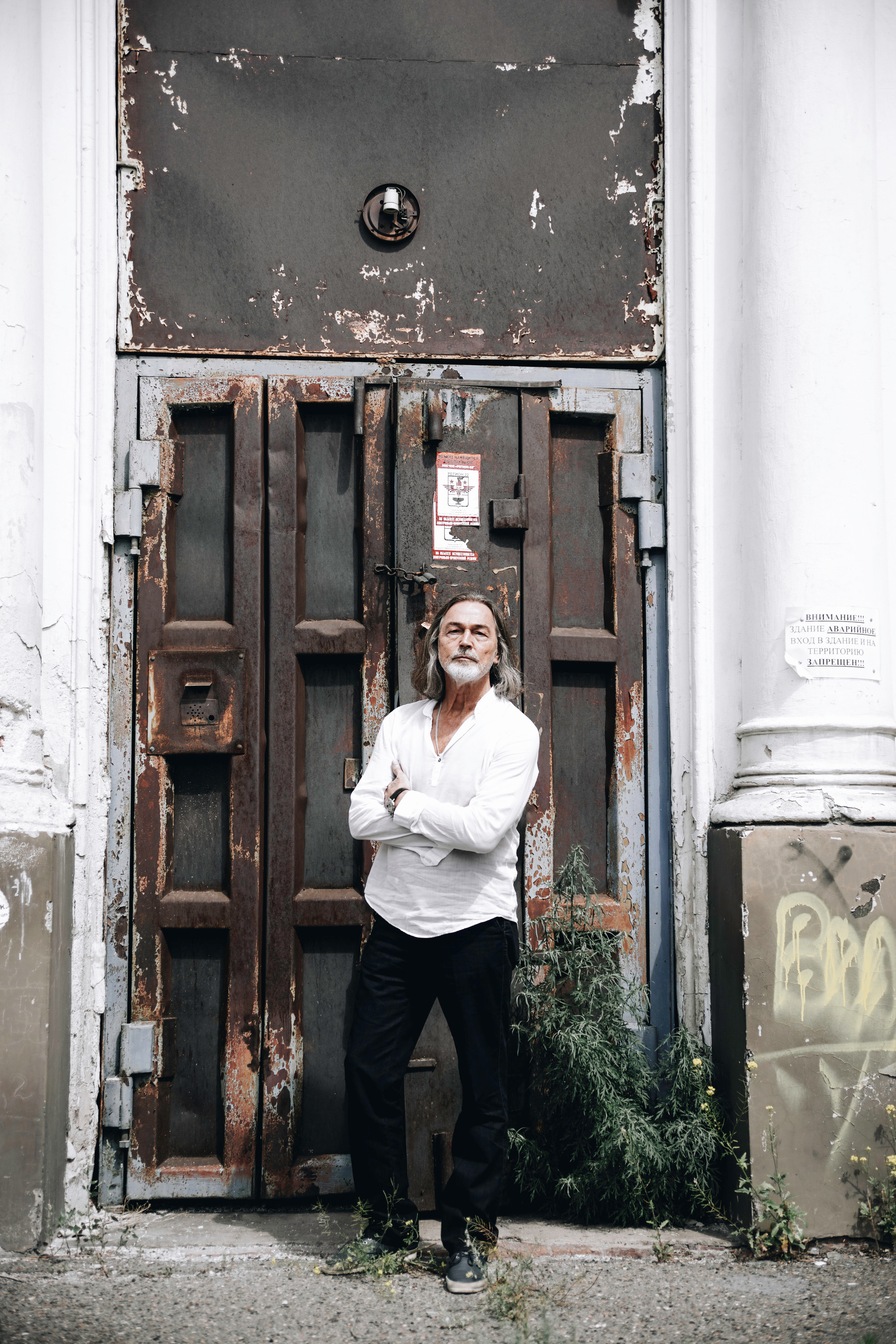 Nikas Stepanovich Safronov / color photo of the author's color. Фотограф Москва Concerts photo / Fashion photо