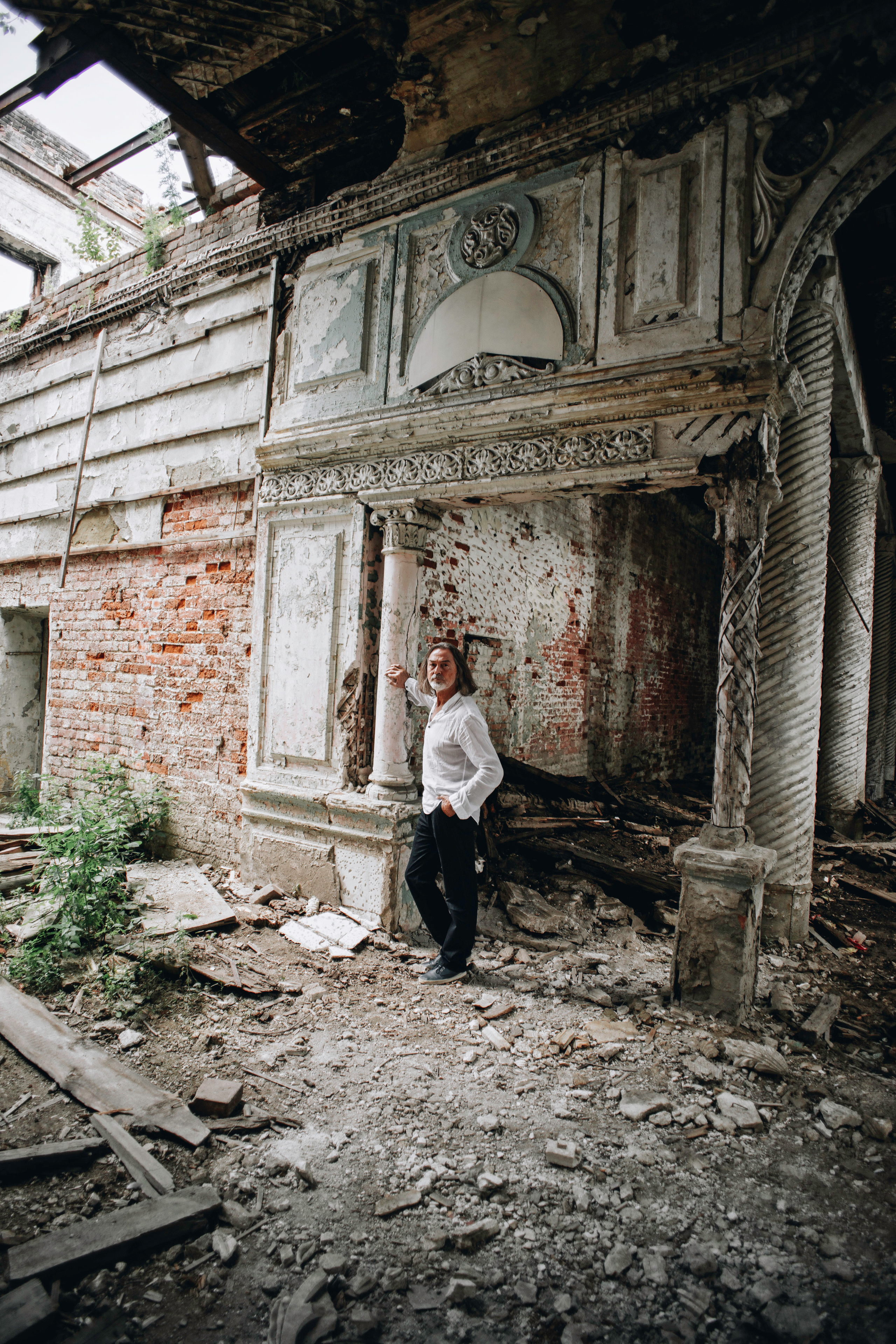 Nikas Stepanovich Safronov / color photo of the author's color. Фотограф Москва Concerts photo / Fashion photо