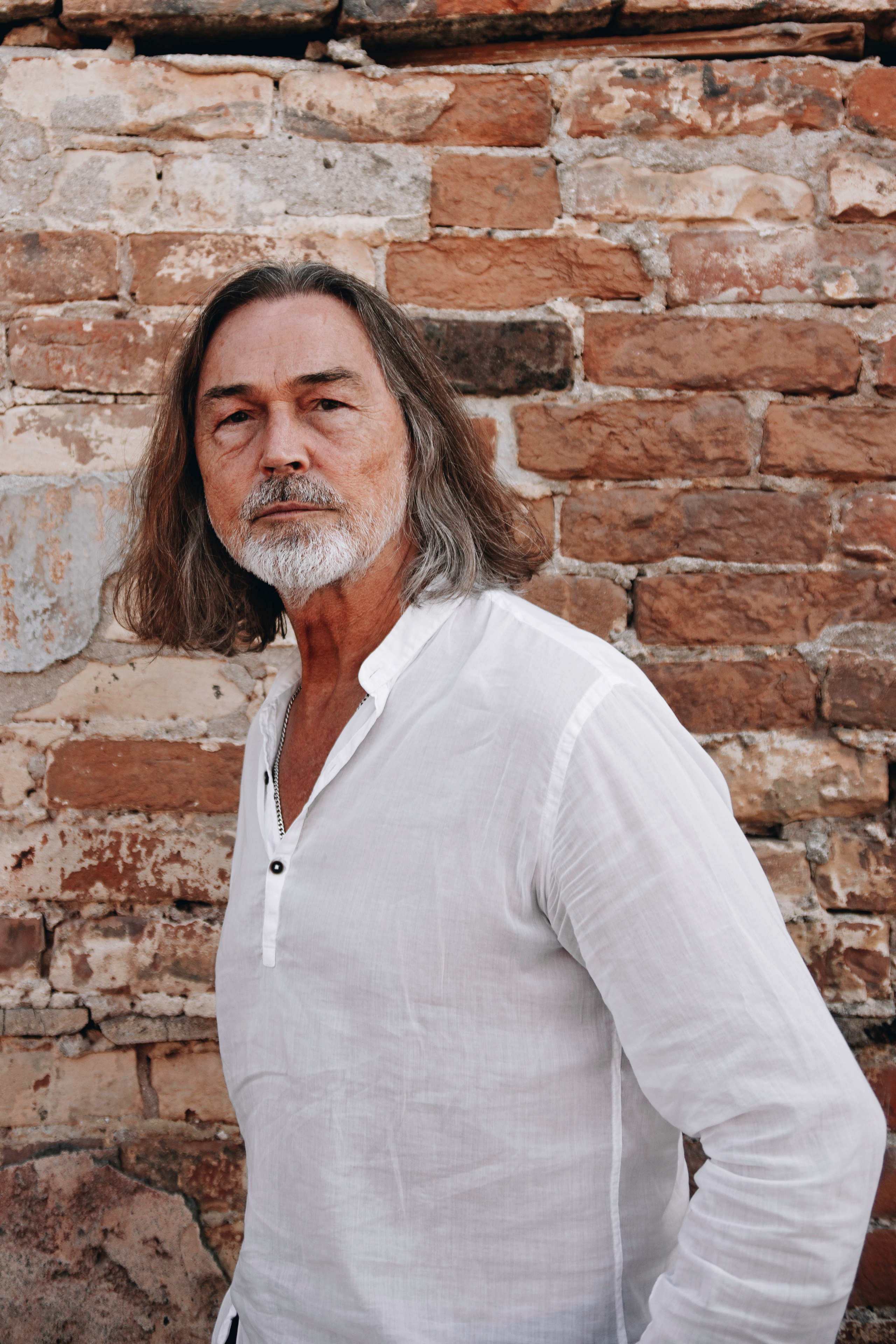 Nikas Stepanovich Safronov / color photo of the author's color. Фотограф Москва Concerts photo / Fashion photо