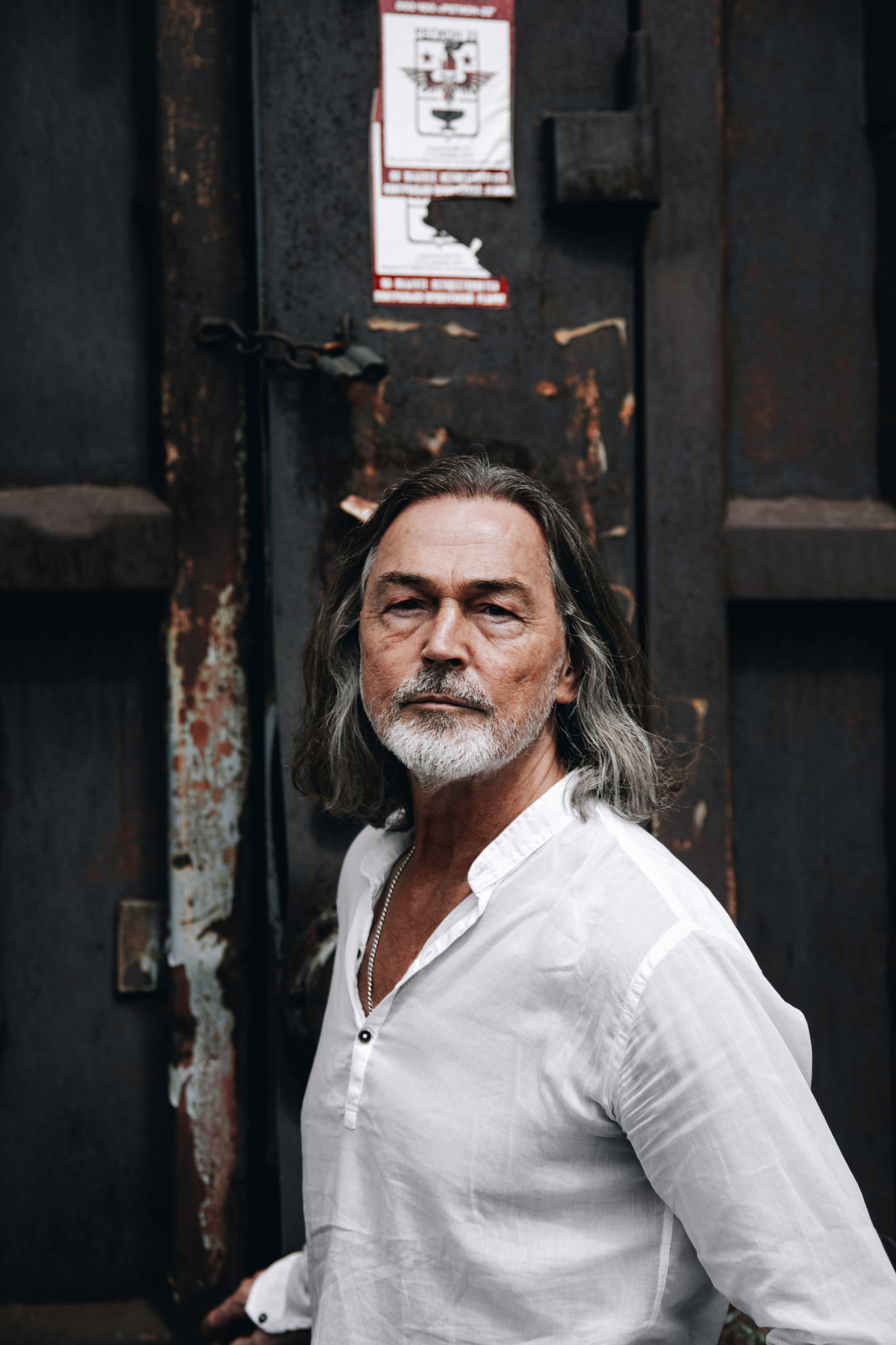 Nikas Stepanovich Safronov / color photo of the author's color. Фотограф Москва Concerts photo / Fashion photо