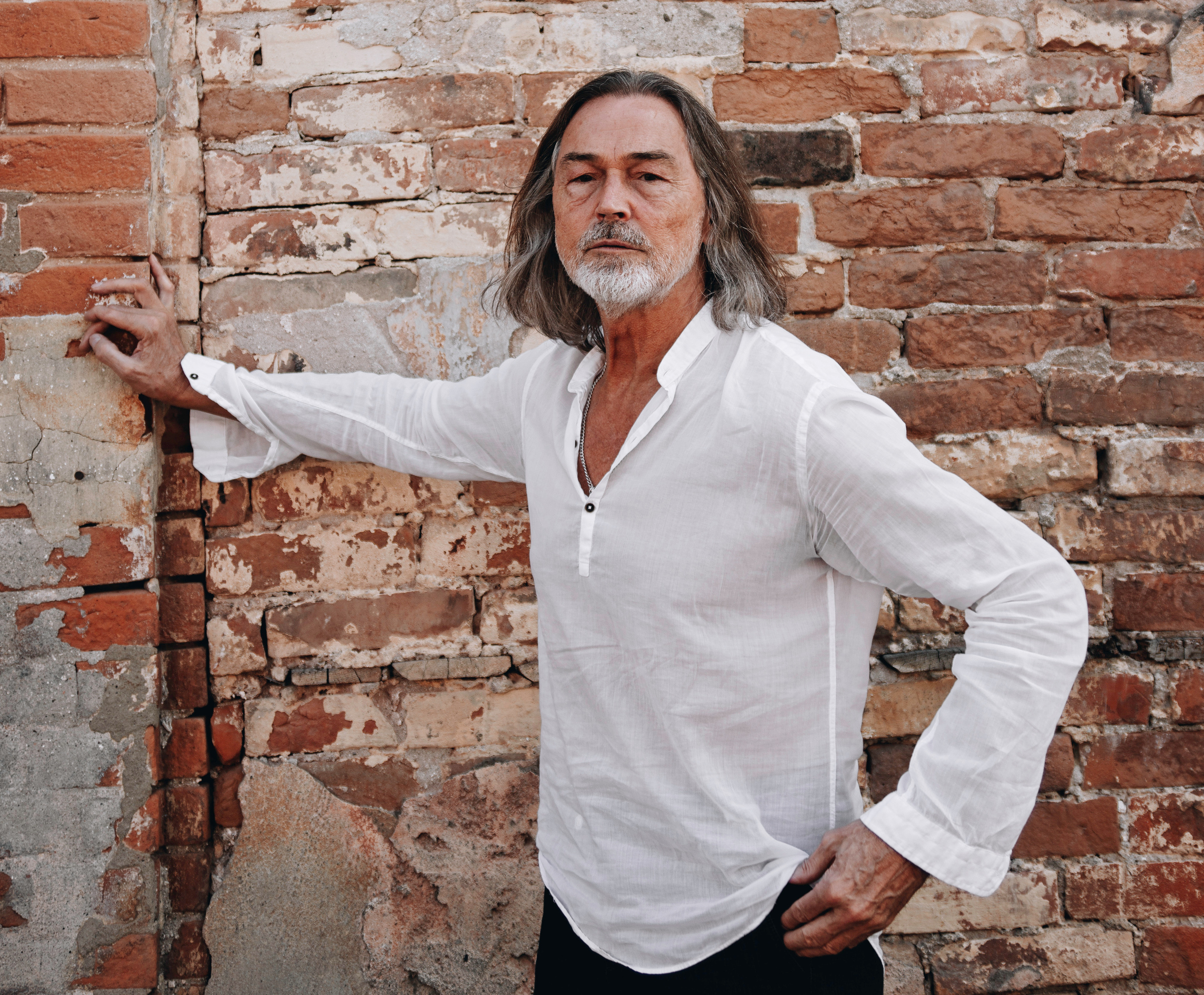 Nikas Stepanovich Safronov / color photo of the author's color. Фотограф Москва Concerts photo / Fashion photо