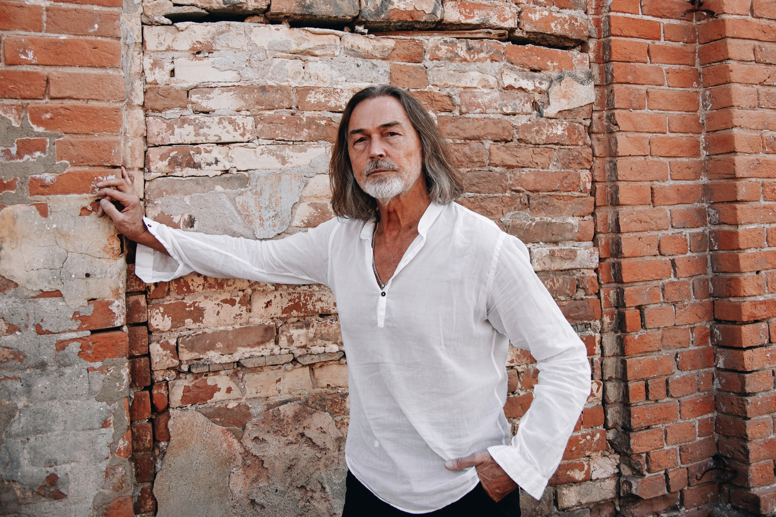 Nikas Stepanovich Safronov / color photo of the author's color. Фотограф Москва Concerts photo / Fashion photо