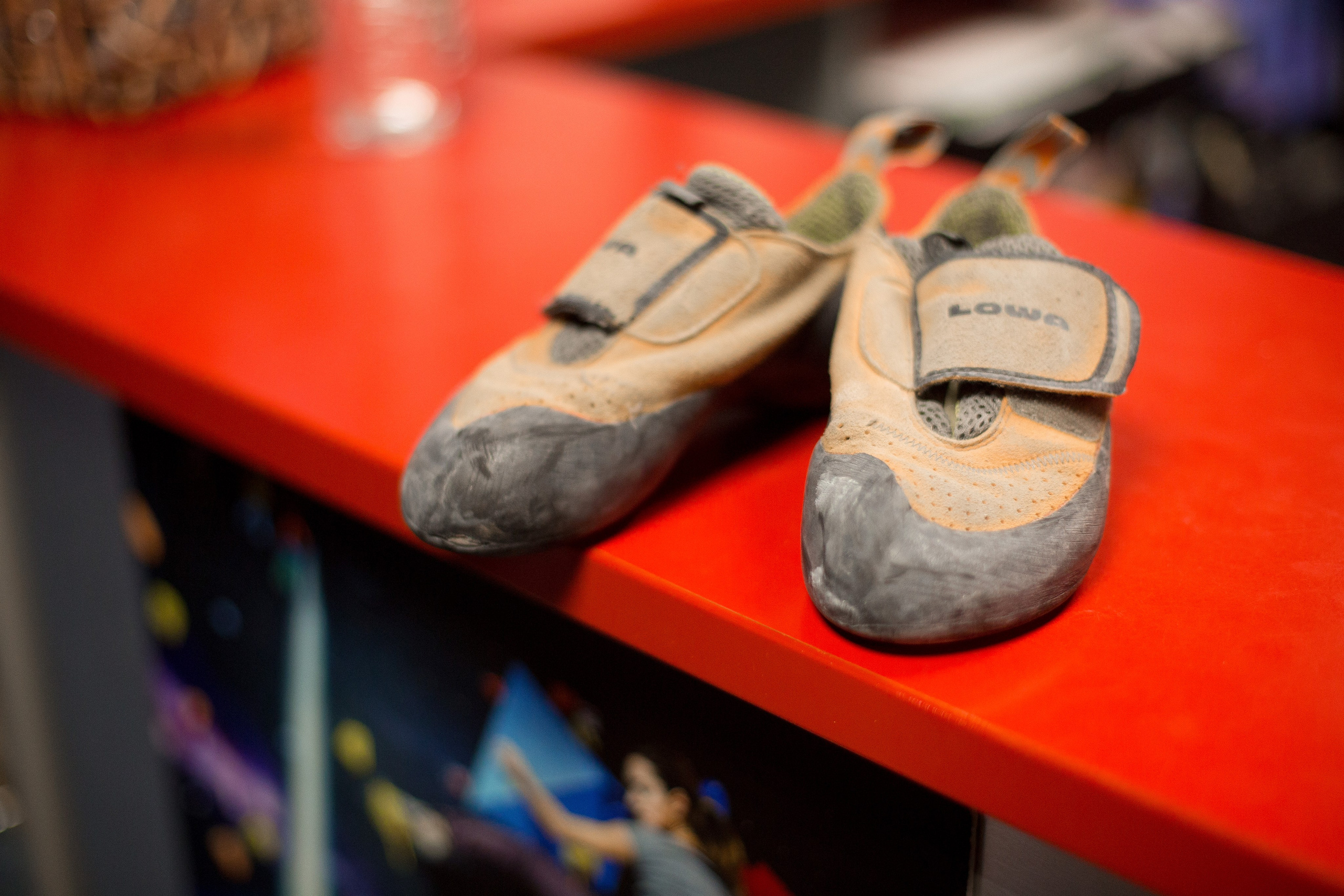 Фотосъемка детского Дня рождения на скалодроме. Репортажный фотограф Борис Геер