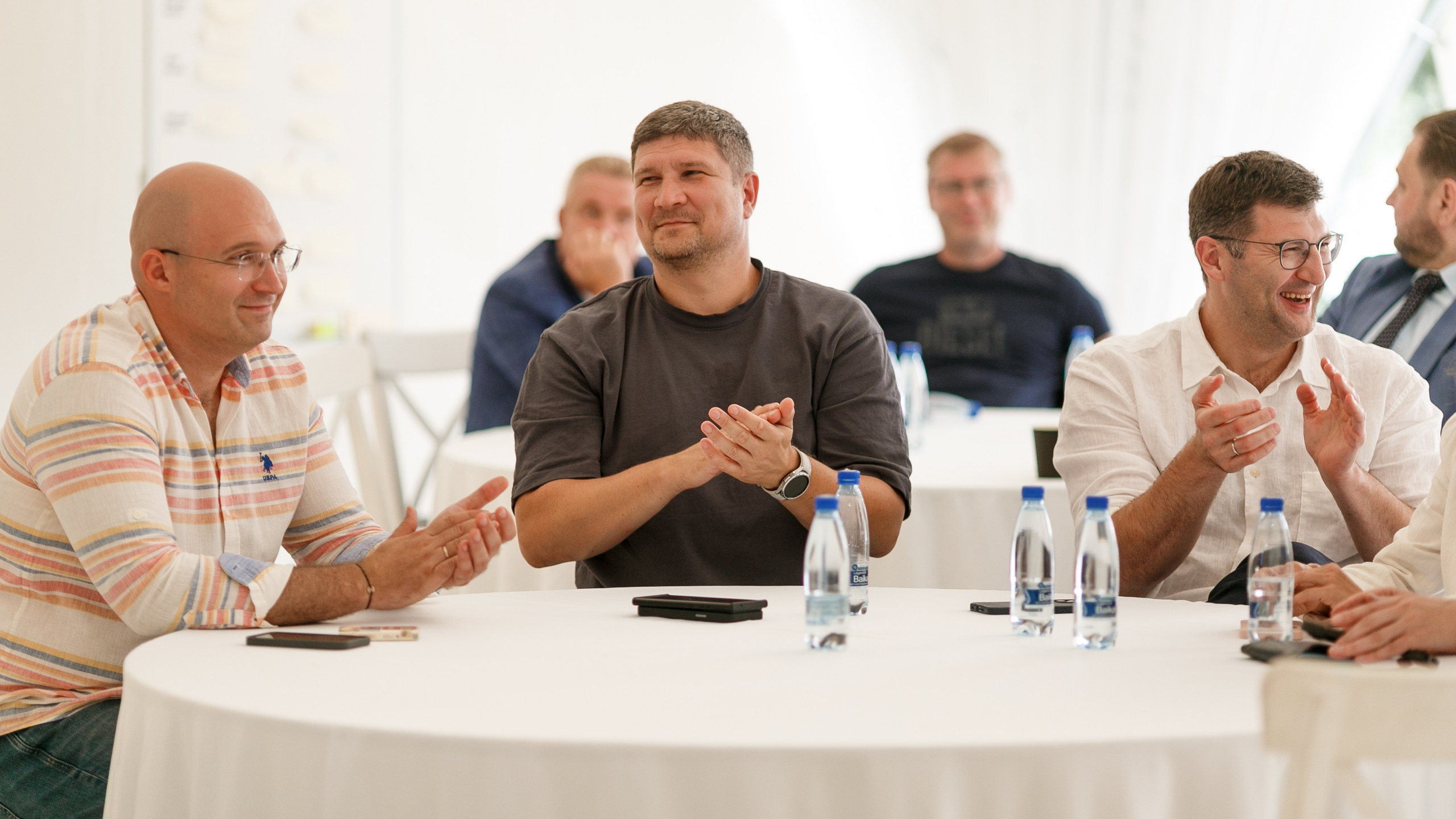 Выездной коучинг на берегу Строгинской поймы. Репортажный фотограф Борис Геер