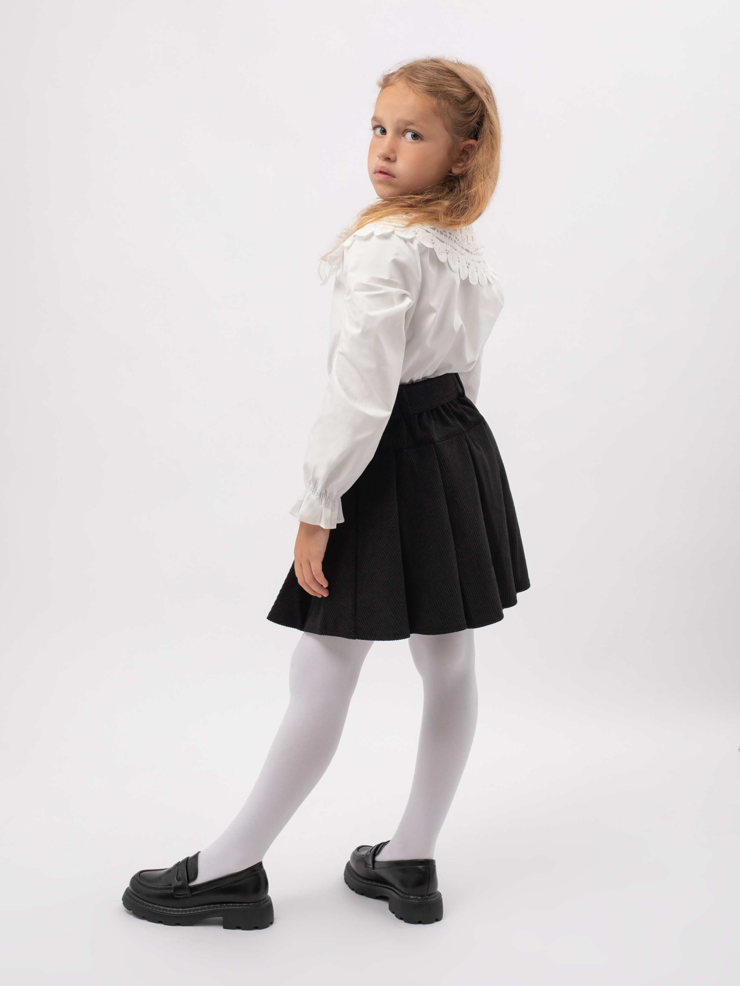 Школьная одежда. Фотостудия предметной и модельной съёмки для маркетплейсов