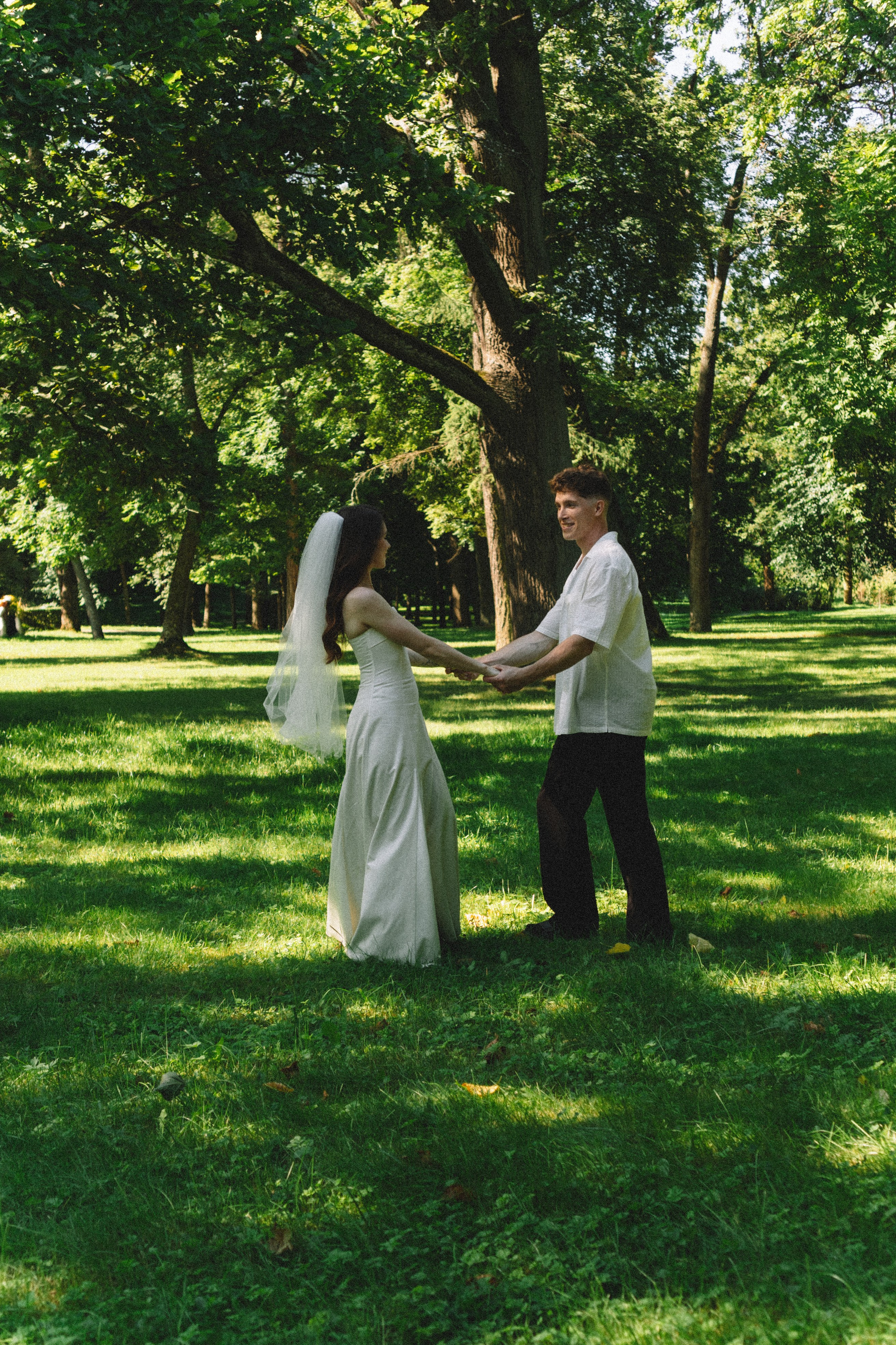 СВАДЕБНАЯ СЬЕМКА В ПЕТЕРГОФЕ И СЬЕМКА РЕПОРТАЖА В ЗАГСЕ ПЕТЕРГОФА. Профессиональный фотограф, Санкт-Петербург — Виктория Богомолова