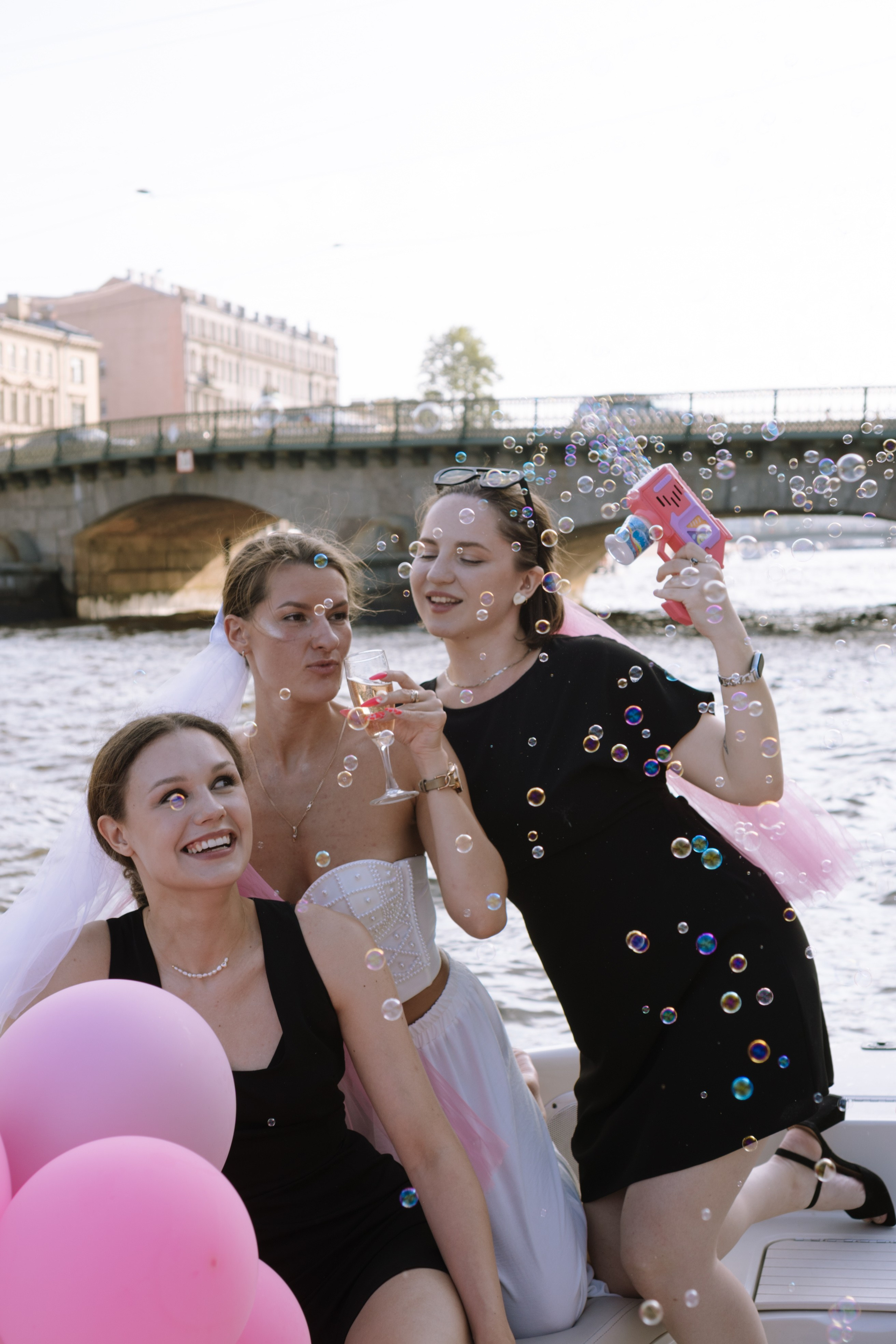 ДЕВИЧНИК НА КАТЕРЕ. Профессиональный фотограф, Санкт-Петербург — Виктория Богомолова