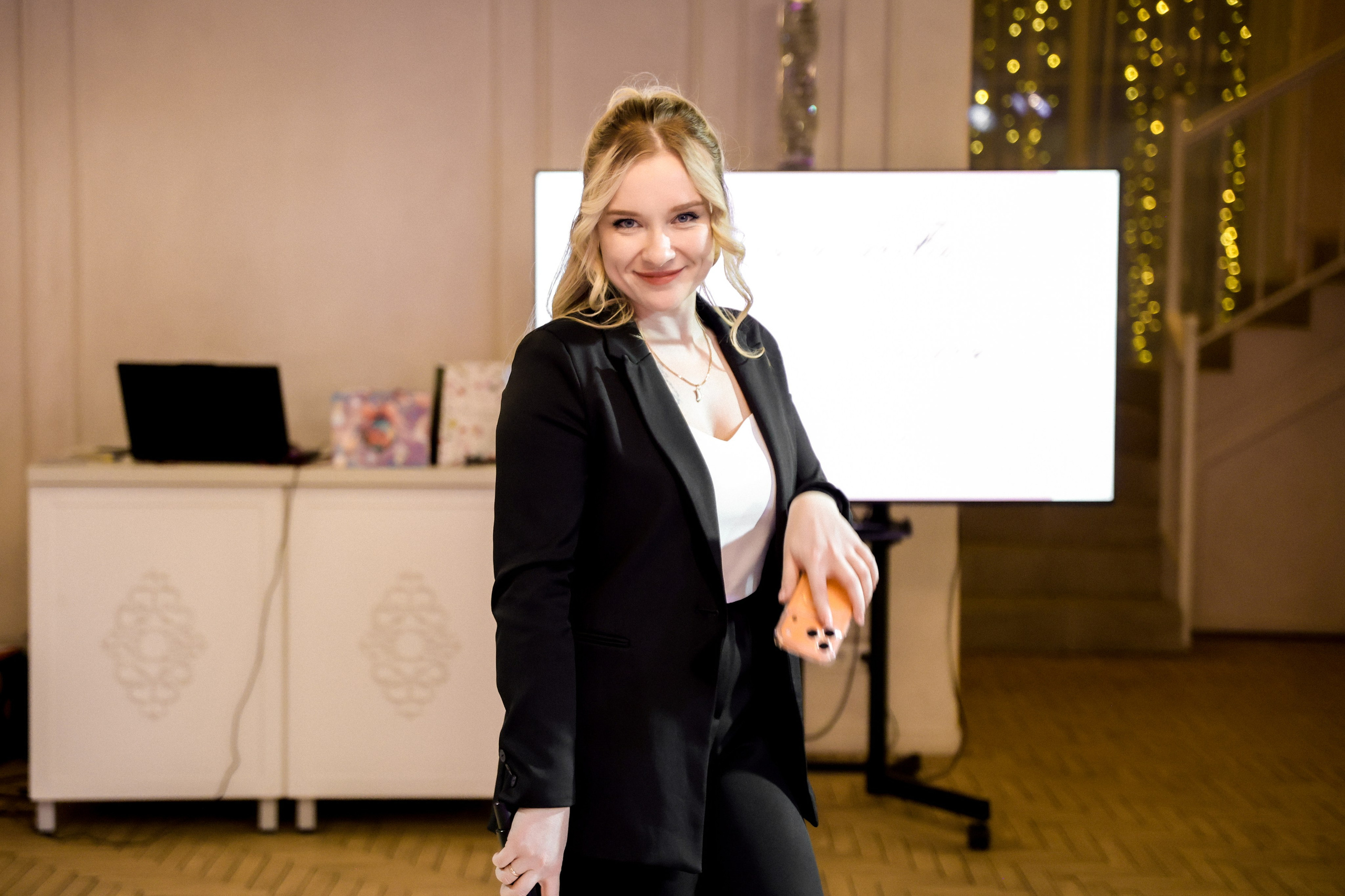 Елизавета. The EVL gallery