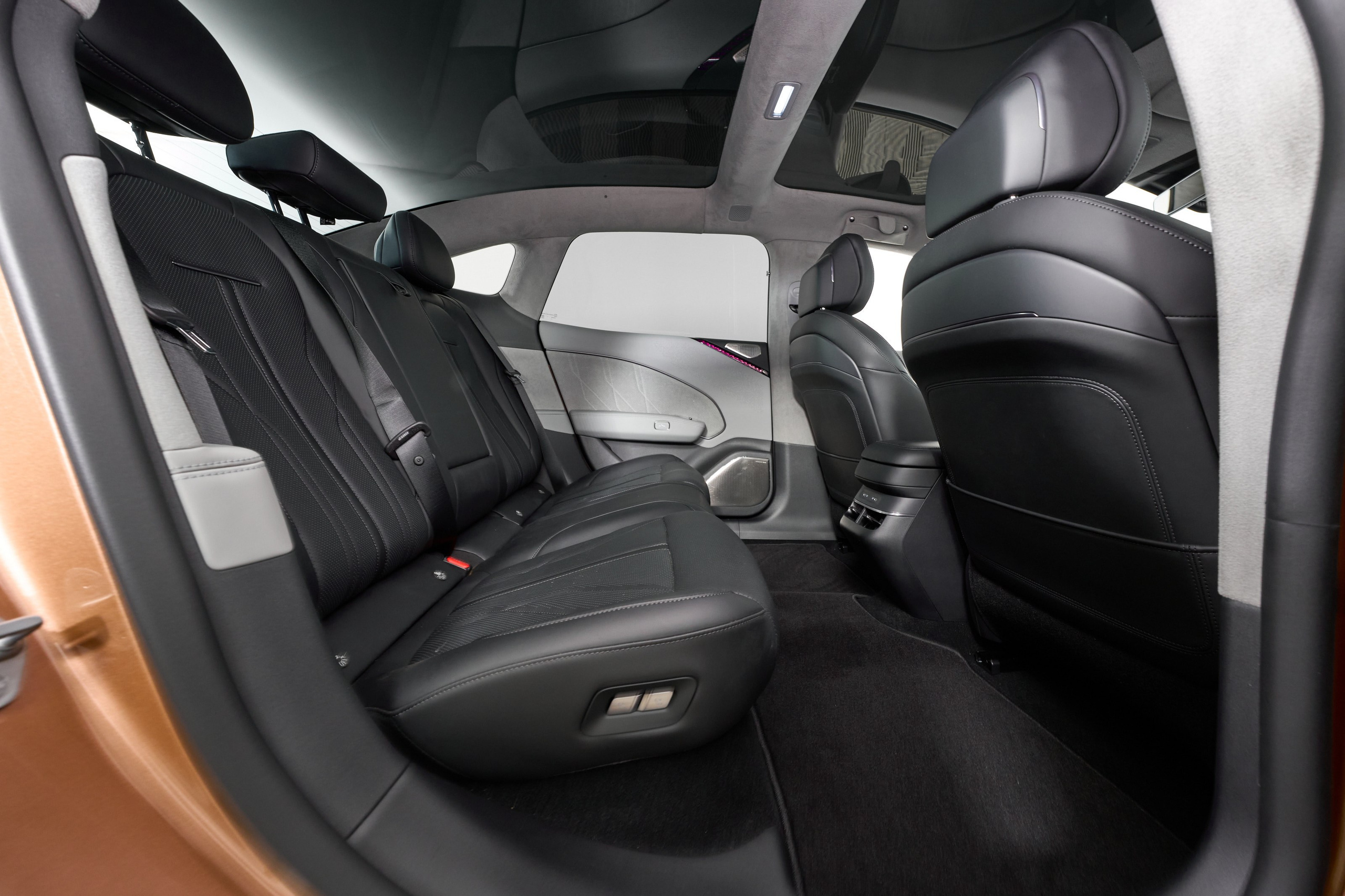 Zeekr 007_2. Фотограф Николай Прокофьев модельные тесты в Москве