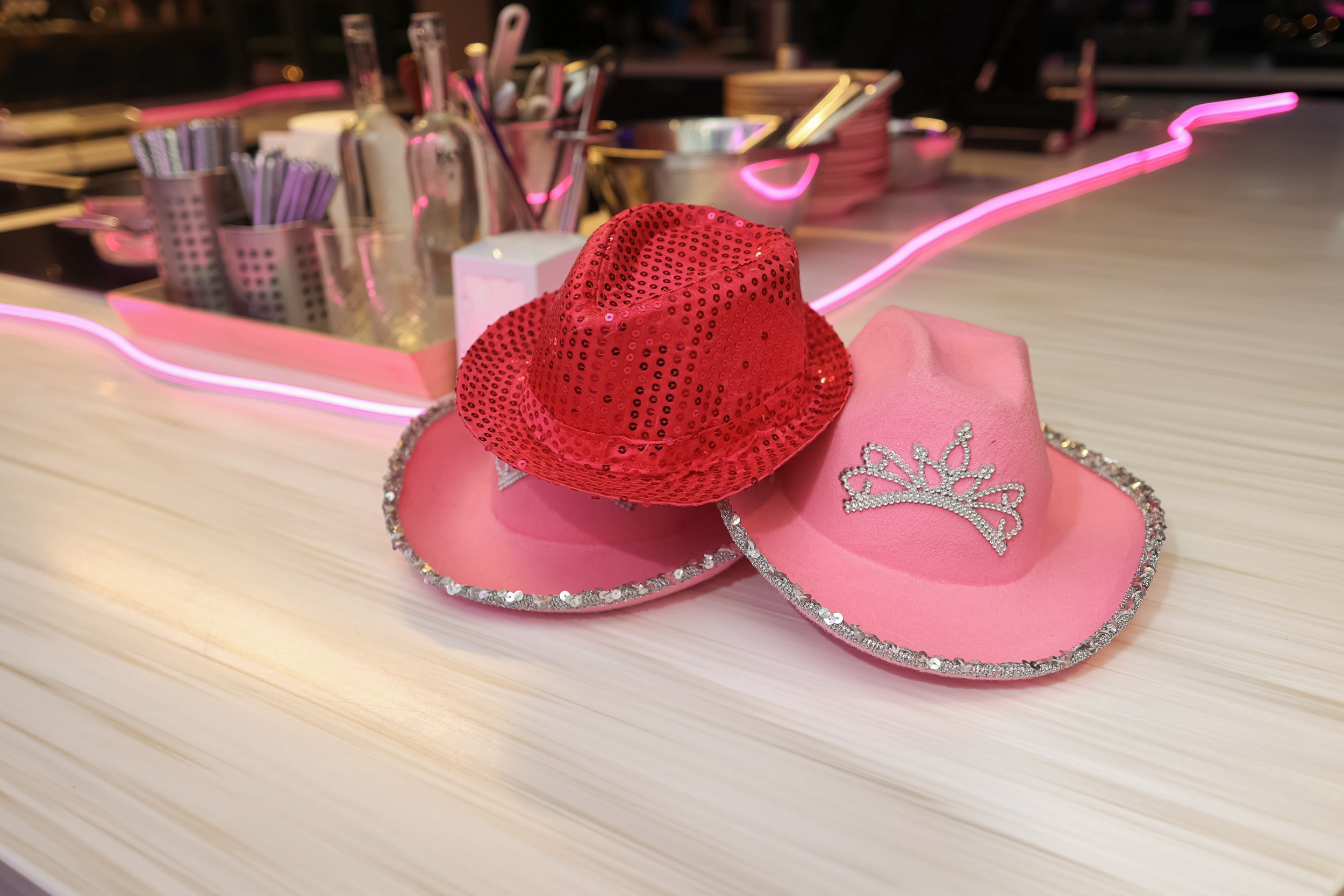 Вечеринка 8 марта в EventyOn. Репортажный фотограф видеограф в Москве Ольга Плаксина