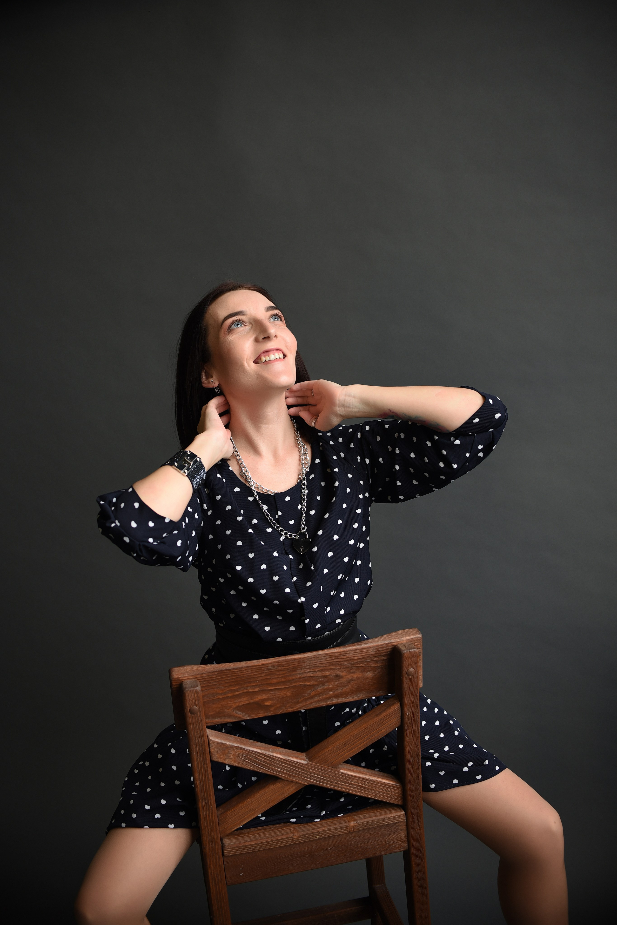 Индивидуальная студийная. Свадебный, семейный, детский, контент фотограф в Омске Максим Ильин