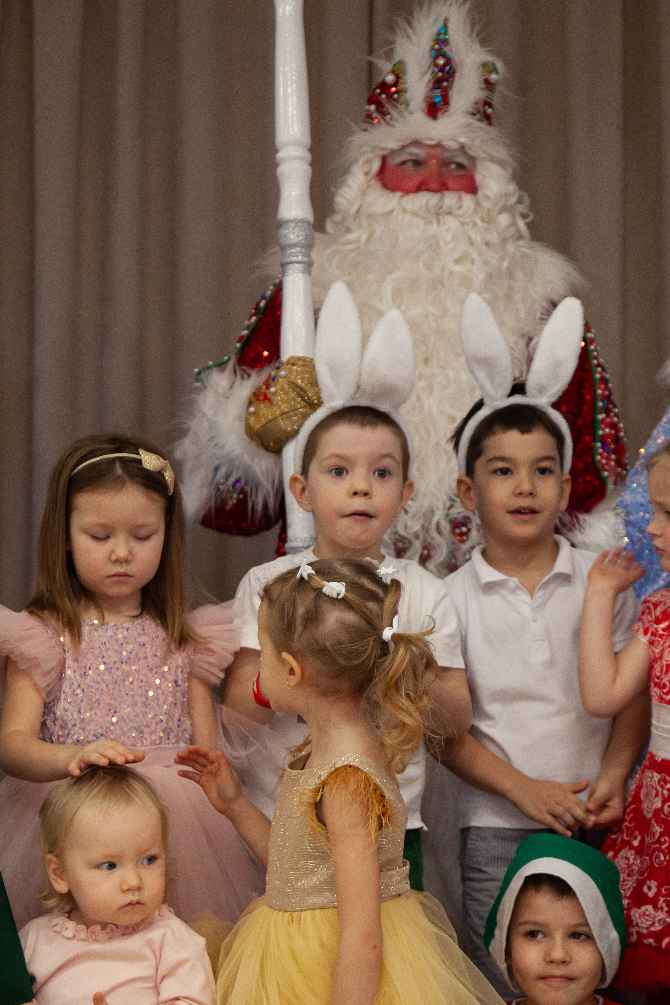 Новогодний утренник. 17.12.24. Профессиональное фото в Казани: от идеи до результата. Фотограф Яна Мур