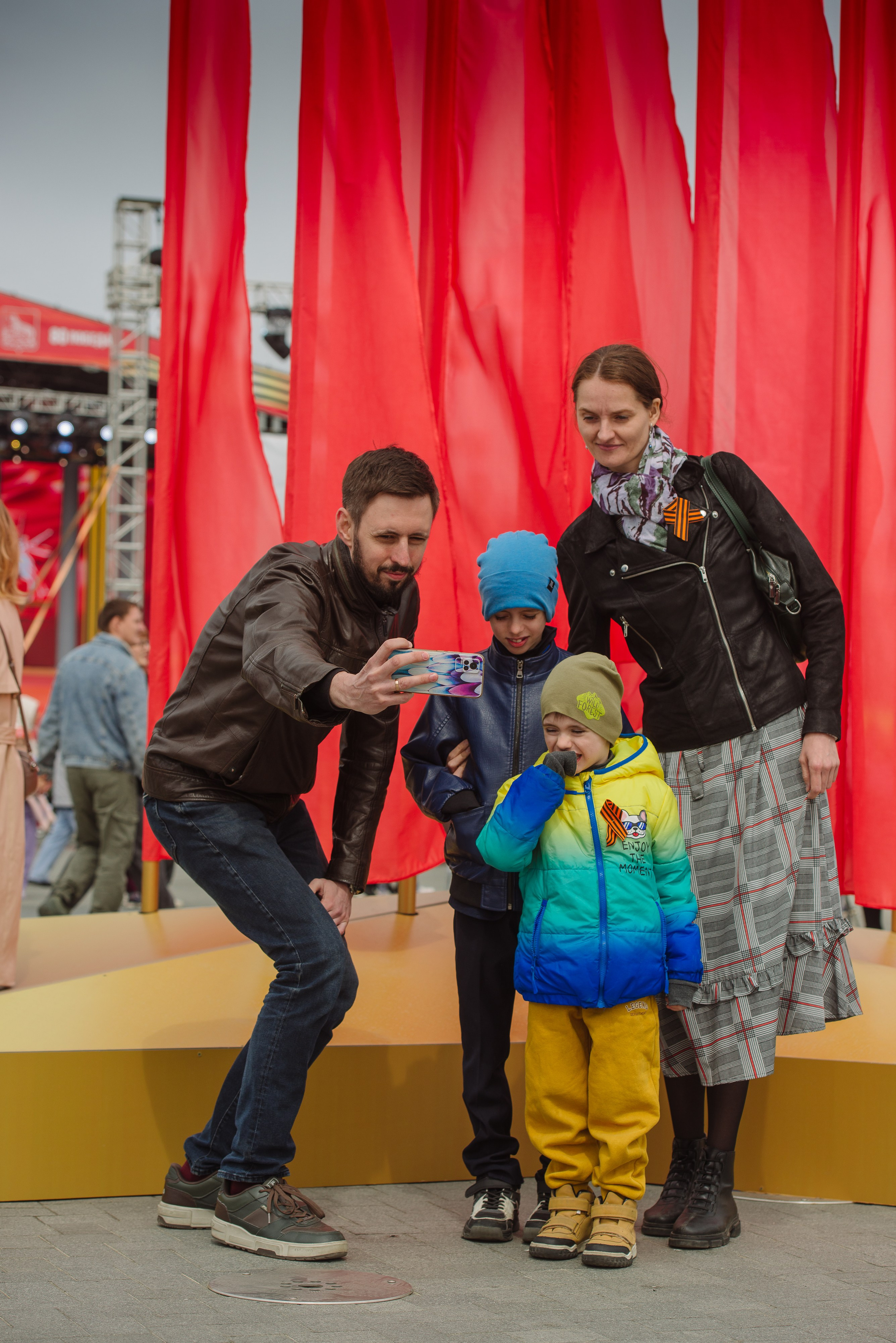 9 мая Центральная плащадь. Фотограф Мария Каюрова