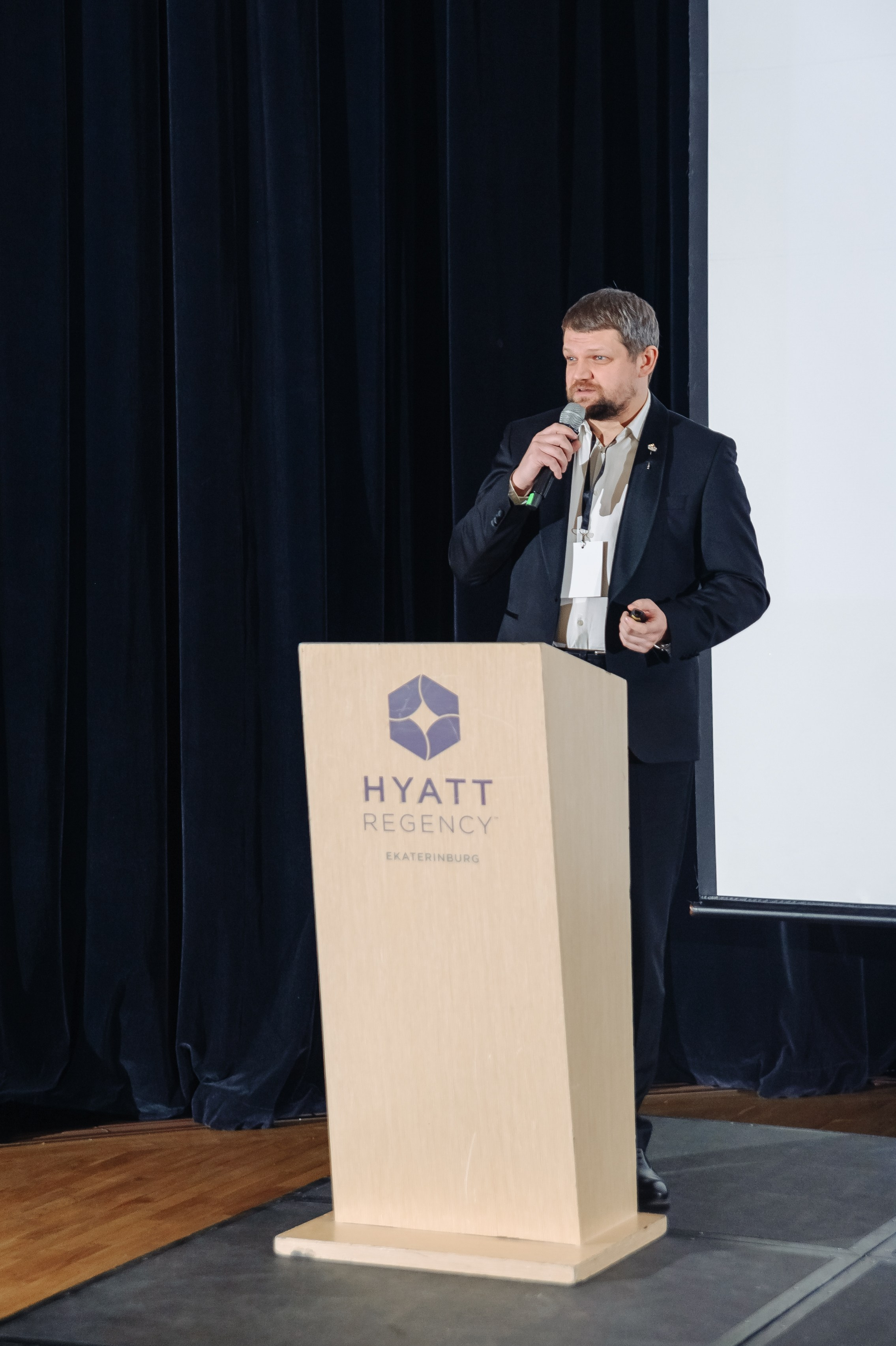 Бизнес-конференция. Фотограф в Екатеринбурге Артём Зайнетдинов