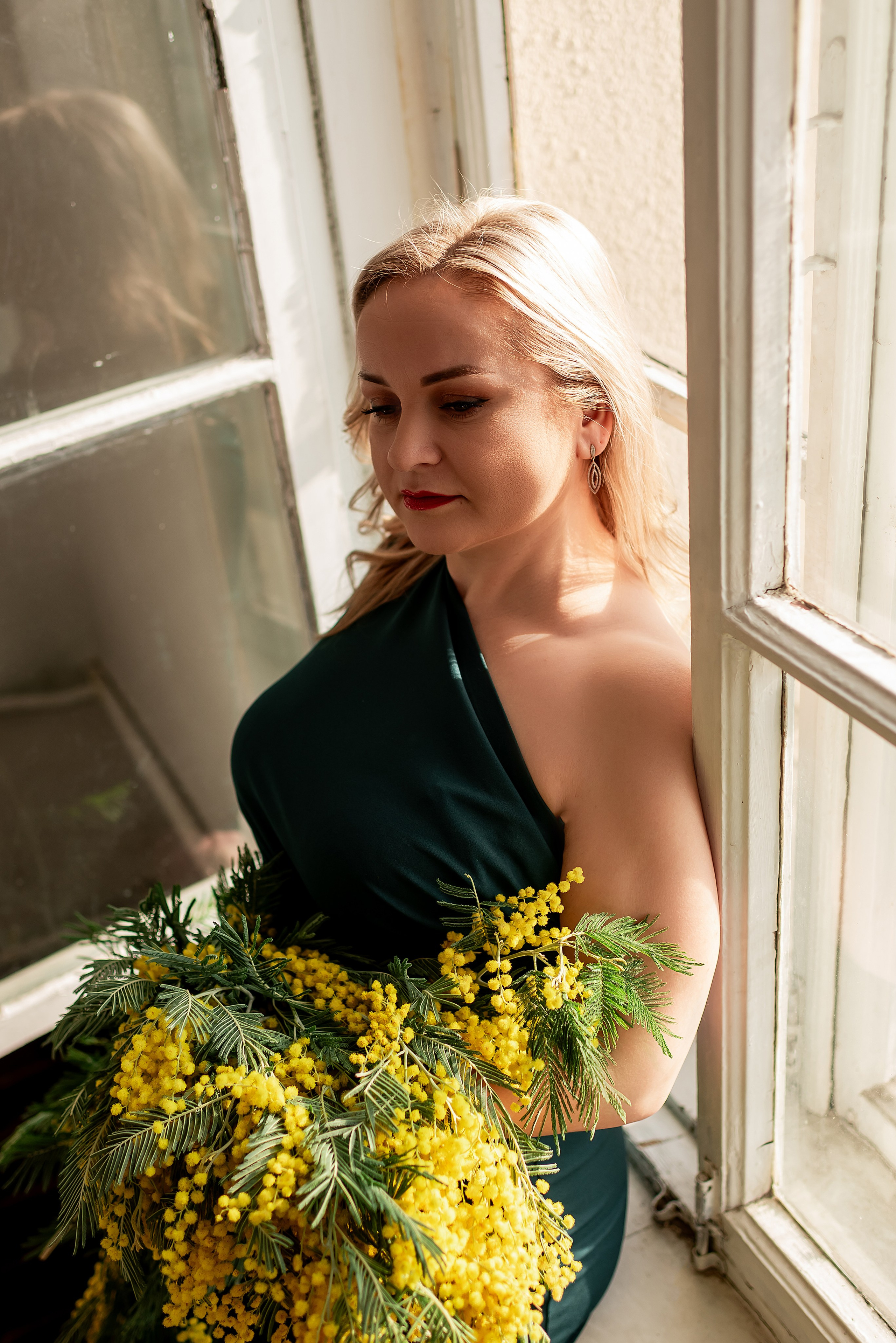 Фотодень «Мимоза». Марта Корженко — фотограф, контент фотограф, визуализатор бренда