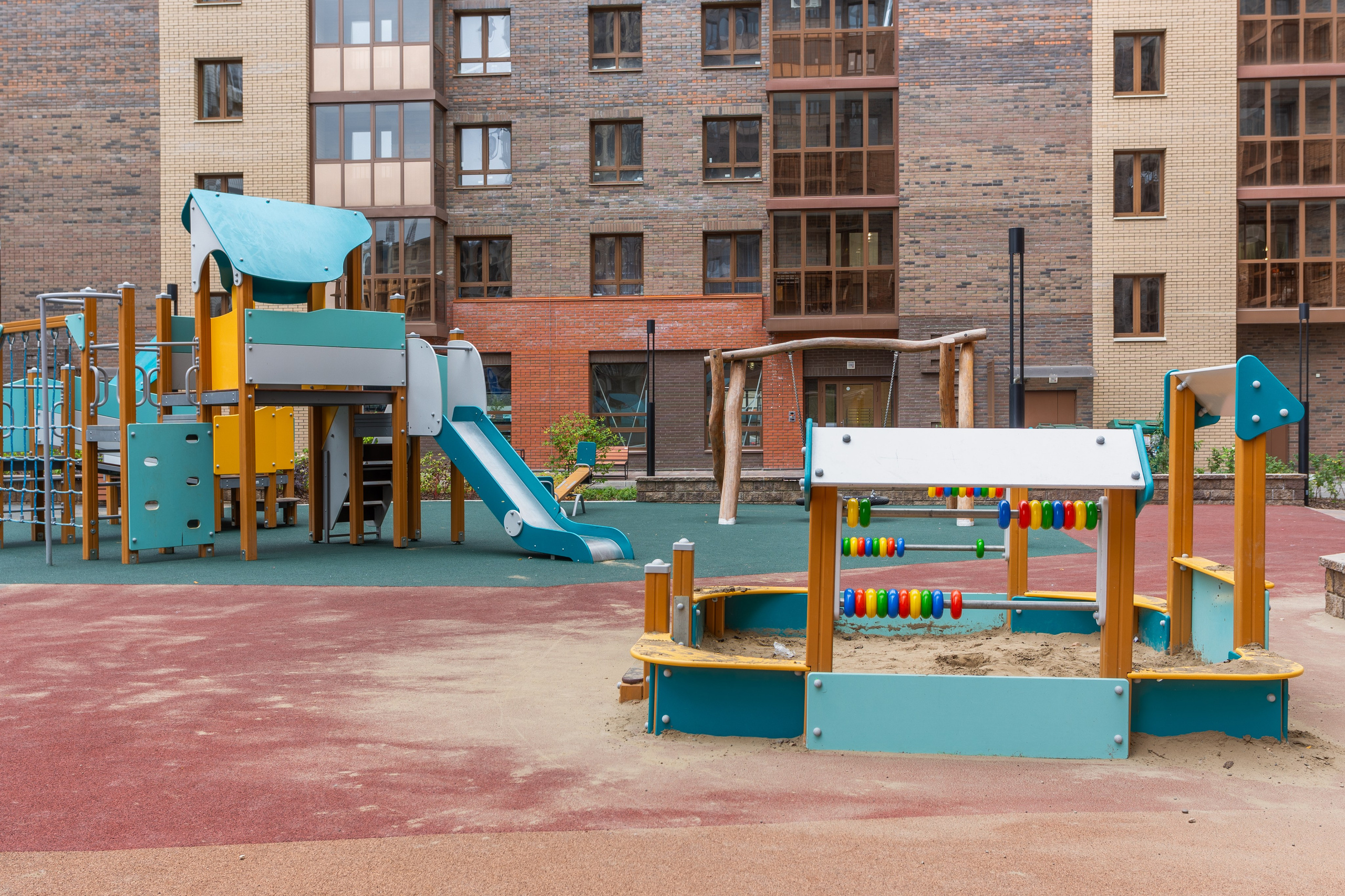 Фотосъемка для посуточной аренды по адресу пер. Светлогорский, д. 12. Интерьерный фотограф и ретушер в Красноярске Денис Антропов