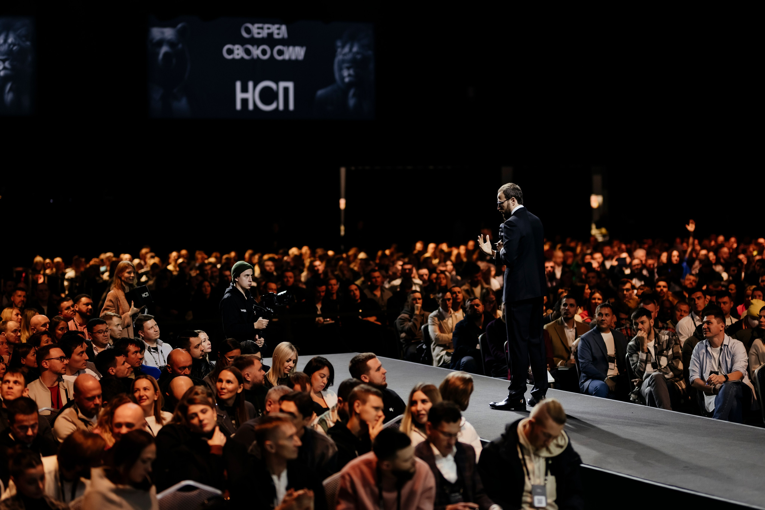 Михаил Гребенюк НСП. Репортажный, event, концертный и backstage фотограф из Москвы Виталий Кривцов