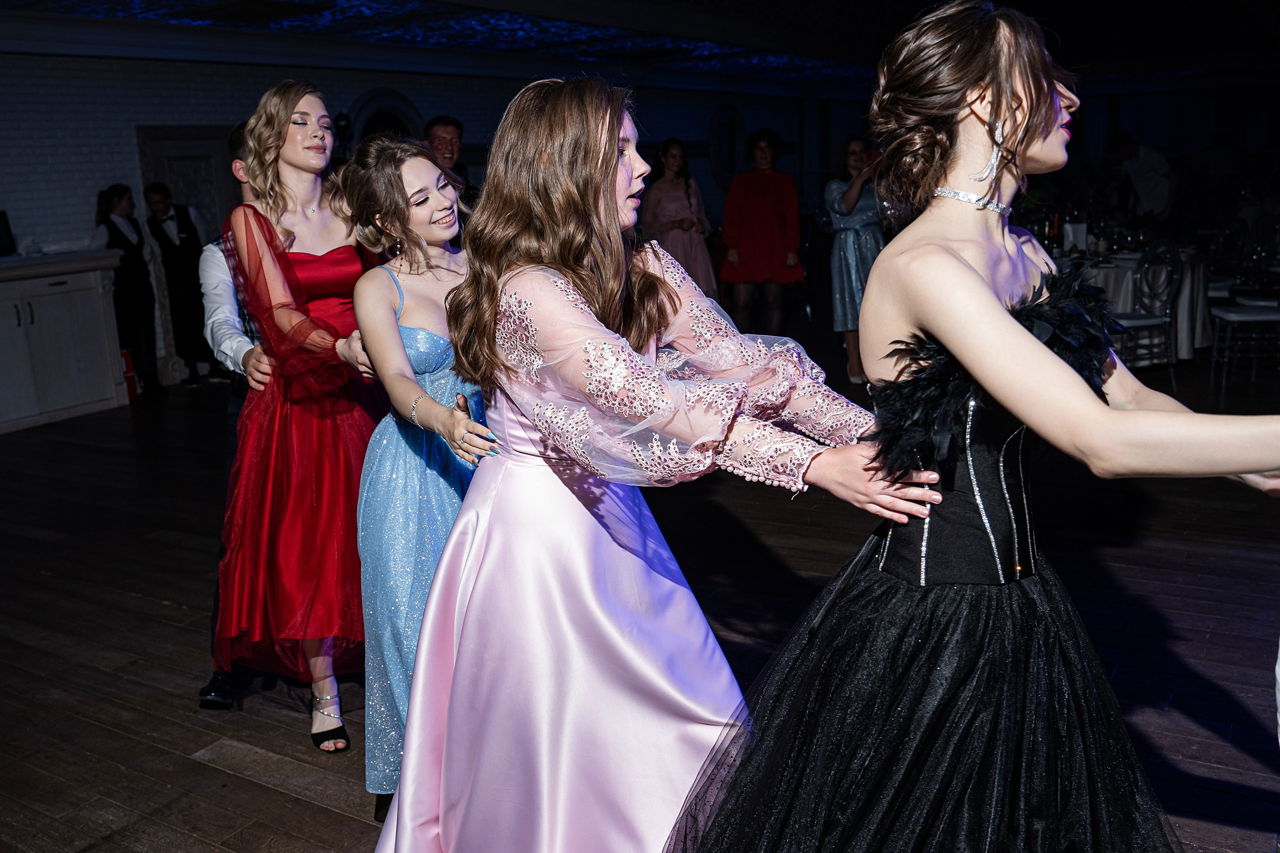 Выпускной 101 школа | Артист. Фотограф в Воронеже Ольга Космодемьянская