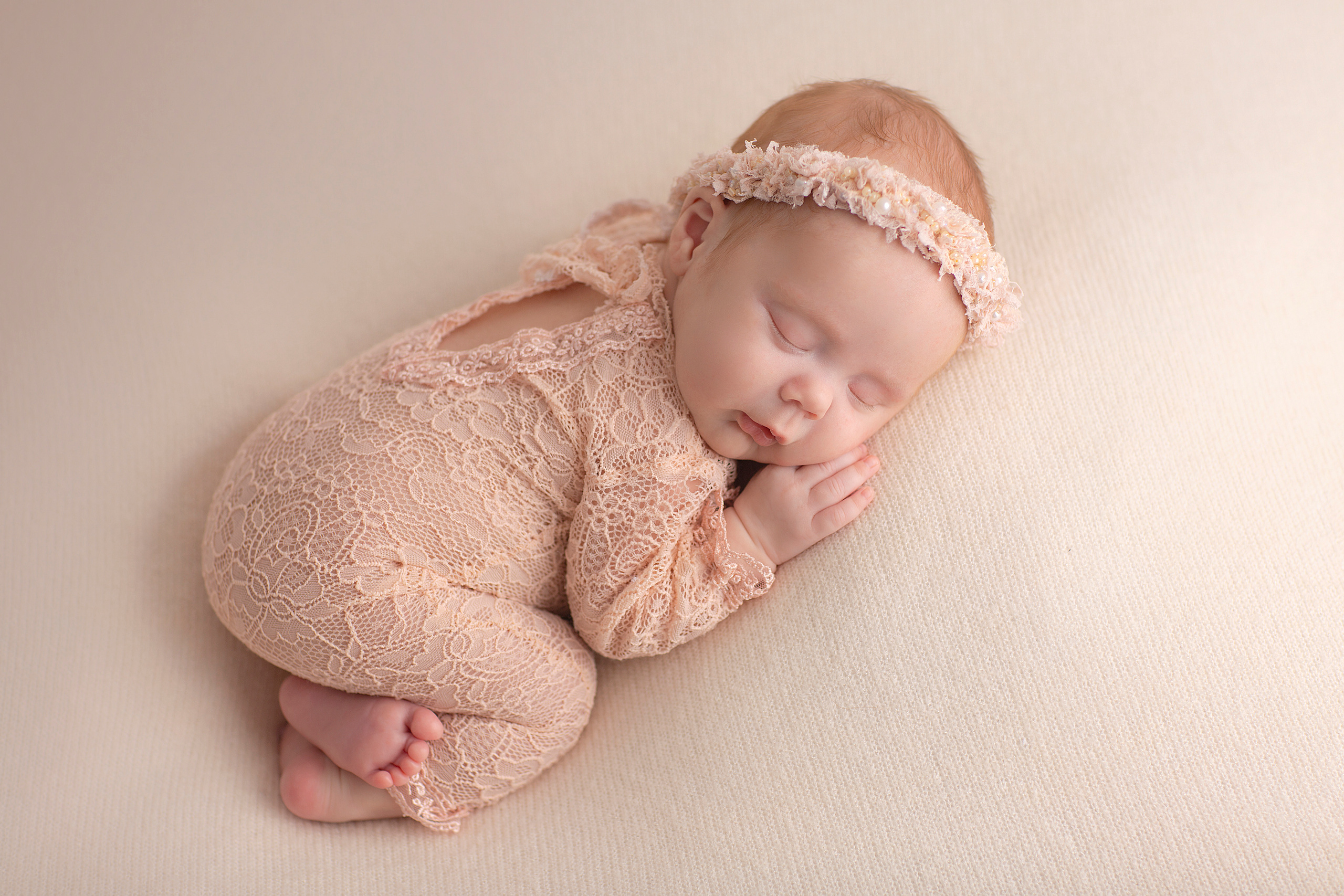 Фотосессия новорожденных. Фотограф новорожденных Екатеринбург, детский фотограф в Екатеринбурге