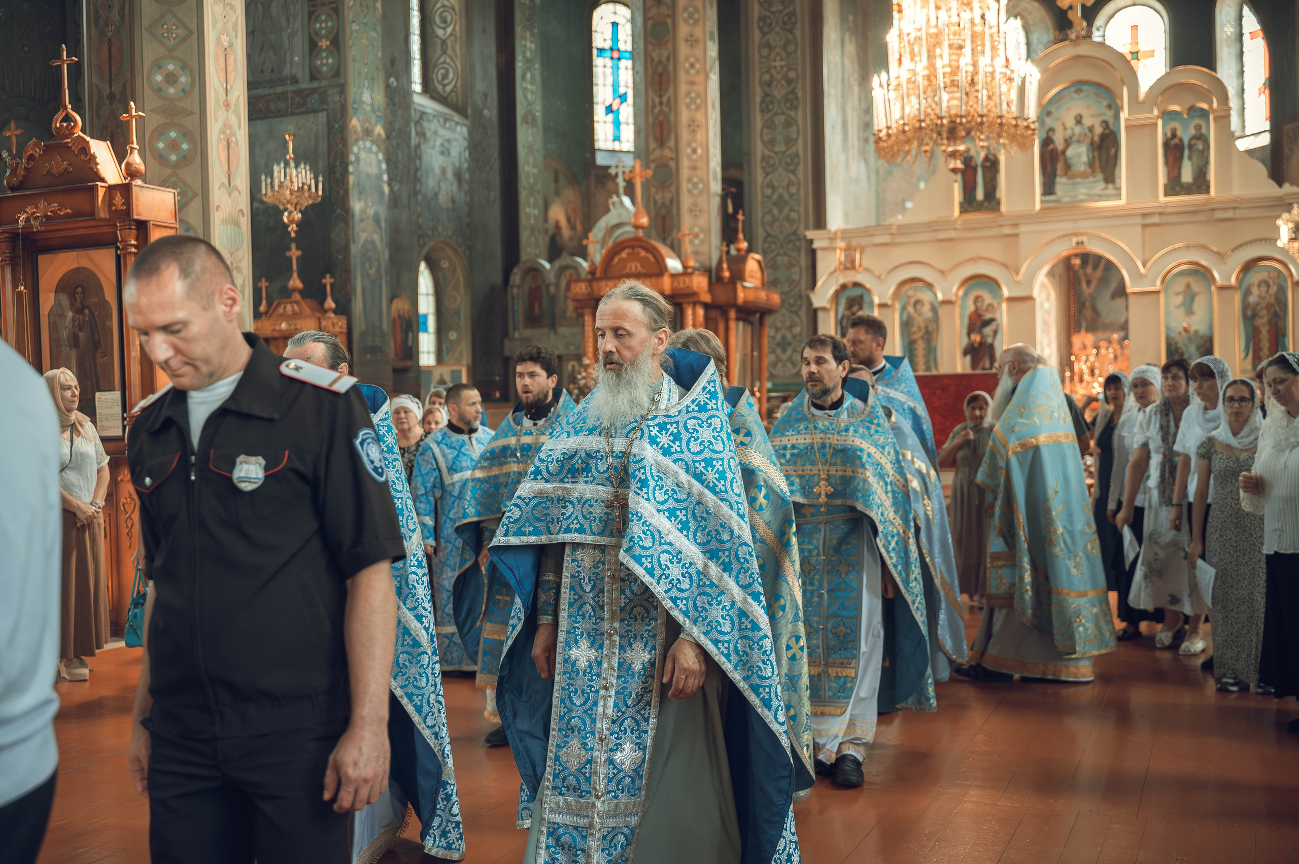 День празднования иконы Божией Матери, именуемой «Троеручица». ФОТОГРАФ НА ТАИНСТВА ВИКТОРИЯ БЕРЕЖНАЯ