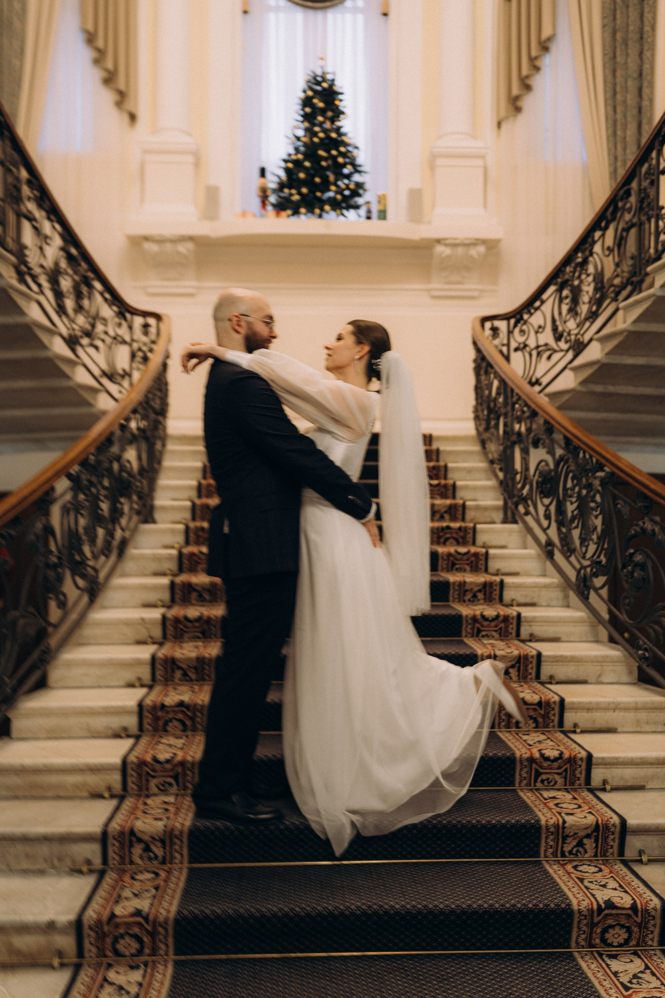 СВАДЕБНАЯ СЬЕМКА ВО ВТОРОМ ДВОРЦЕ (ДЕКАБРЬ) ТАКЖЕ СЬЕМКА В СТУДИИ НА ЧЕРНЫШЕВСКОЙ. Профессиональный фотограф, Санкт-Петербург — Виктория Богомолова