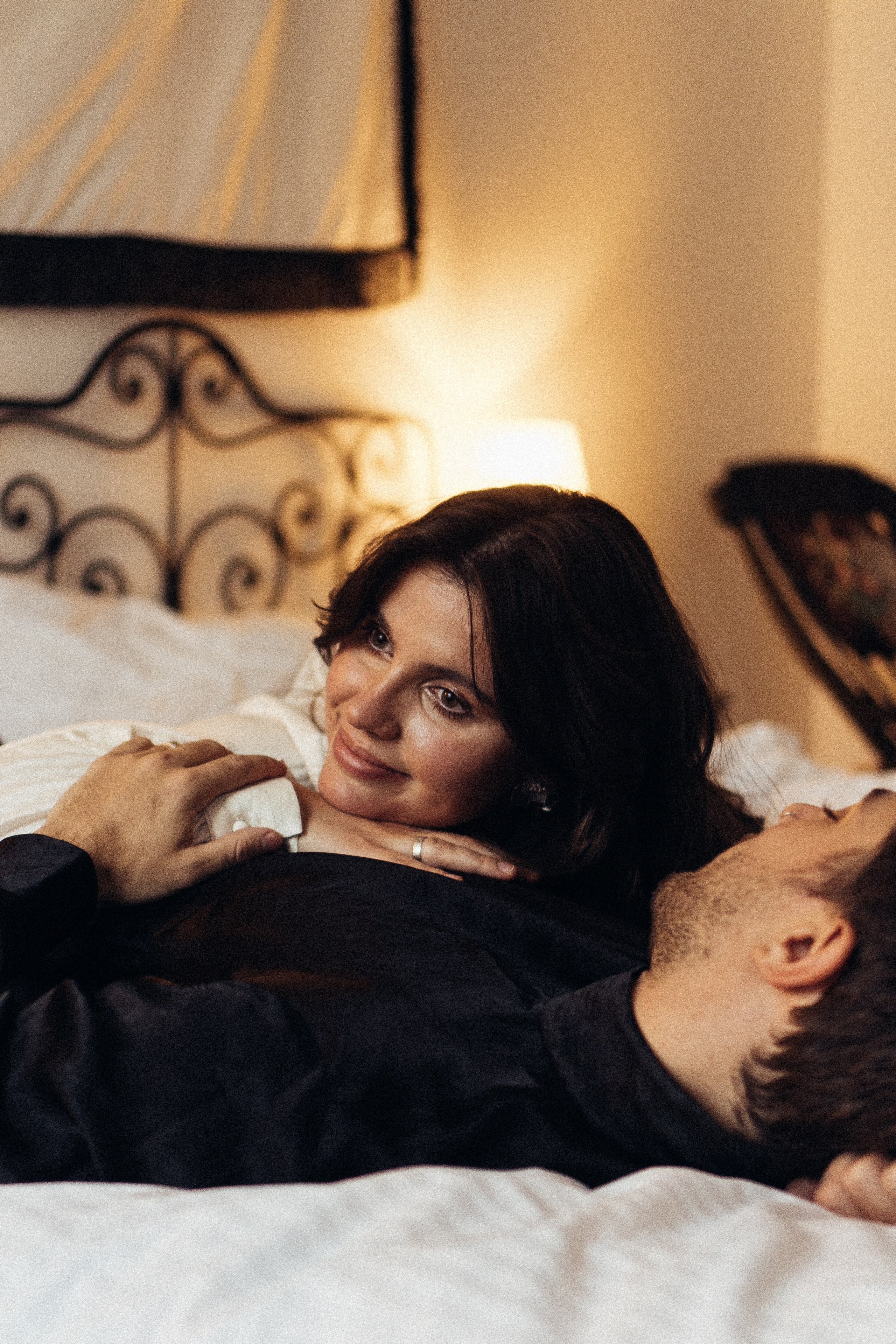 УТРО ЖЕНИХА И НЕВЕСТЫ В ПИТЕРСКОЙ КВАРТИРЕ И СЬЕМКА С СВАДЕБНЫХ ОБРАЗАХ. Профессиональный фотограф, Санкт-Петербург — Виктория Богомолова