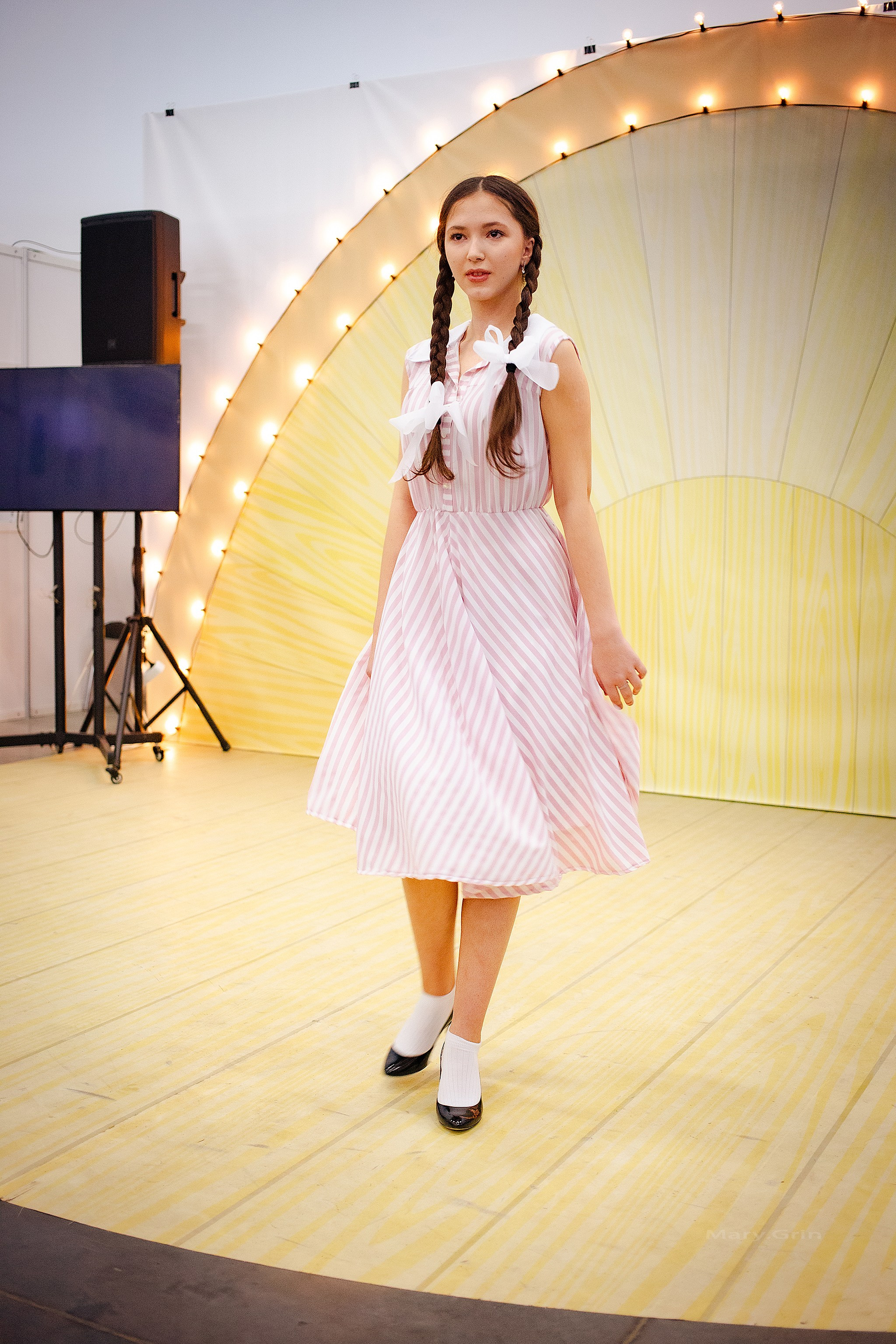 Показ моды 40х лет. Православная ярмарка 2025. Детский и семейный фотограф, фотограф мероприятий Нижний Новгород