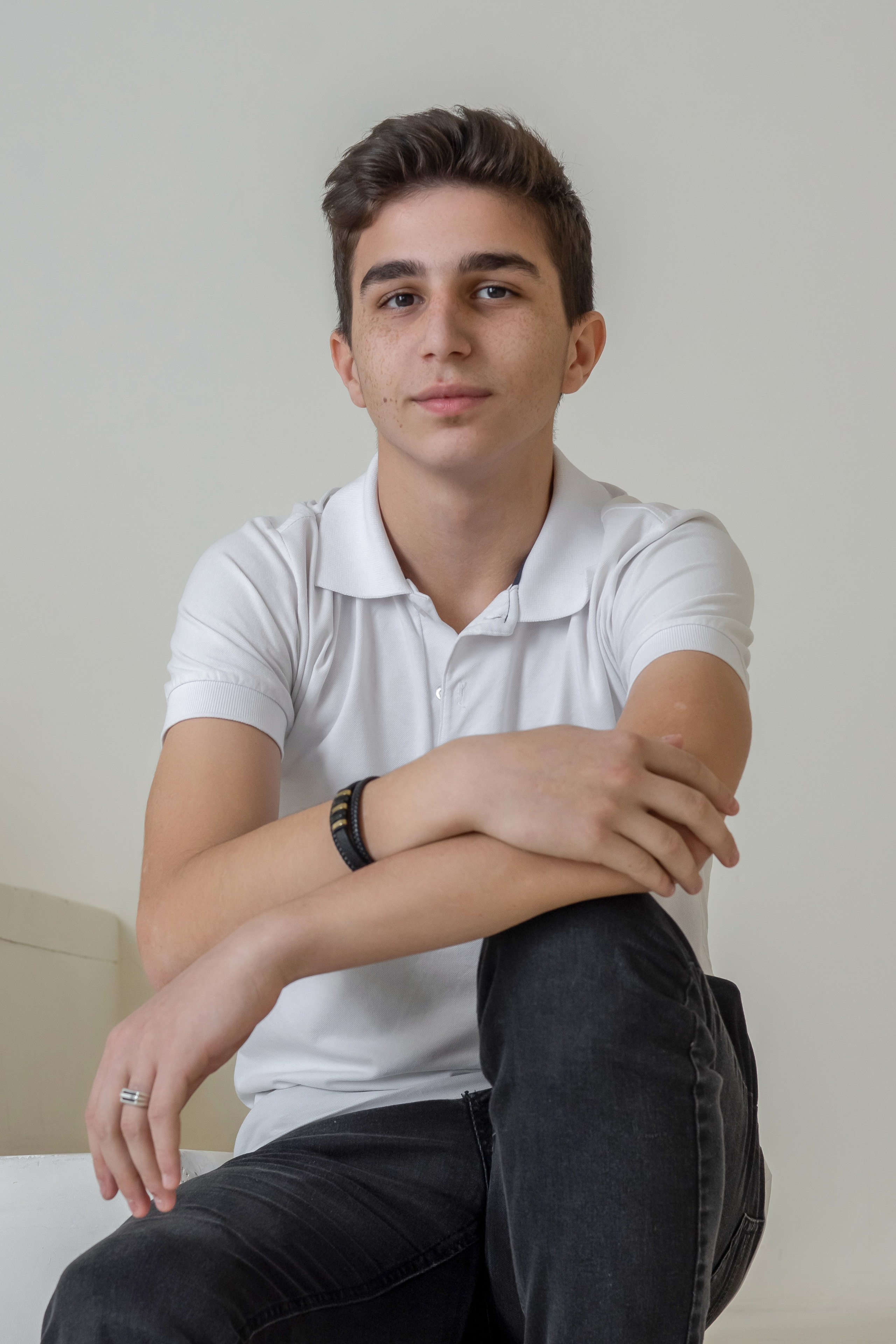 Студийная фотосессия на выпускной альбом. Ольга Плаксина фотограф в Саратове