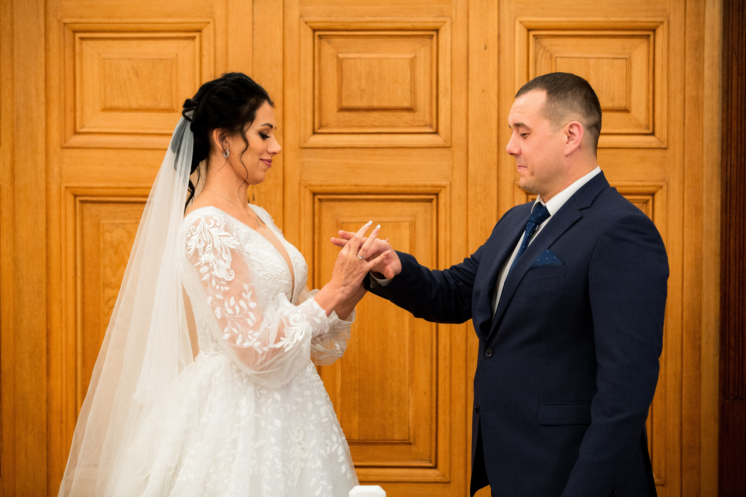 Максим и Виктория. Репортажный Фотограф в Москве Юра Гушан