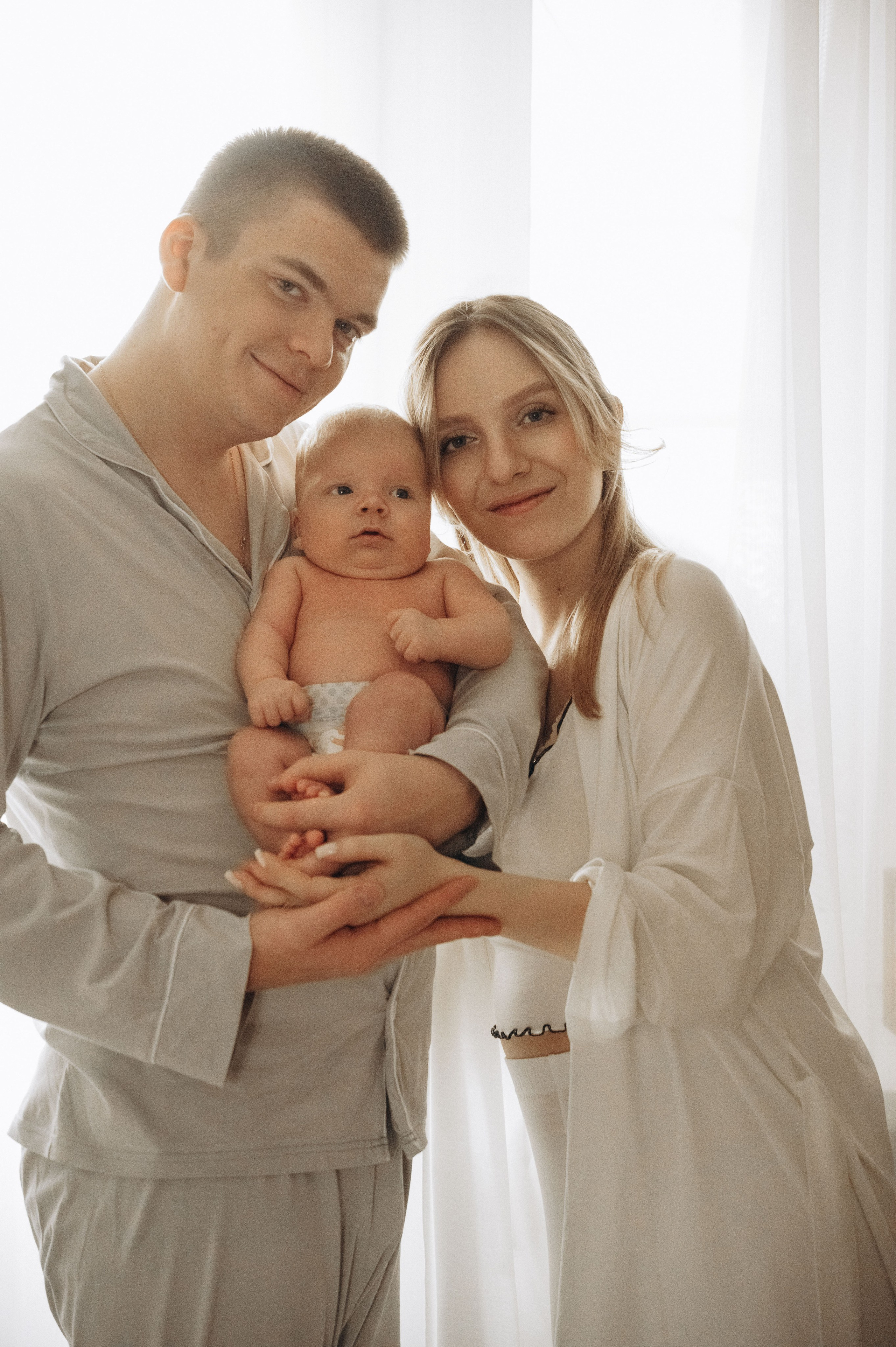 Иван, Ксения и Лев. Фотограф беременности и семьи, домашние съемки, Ньюборн