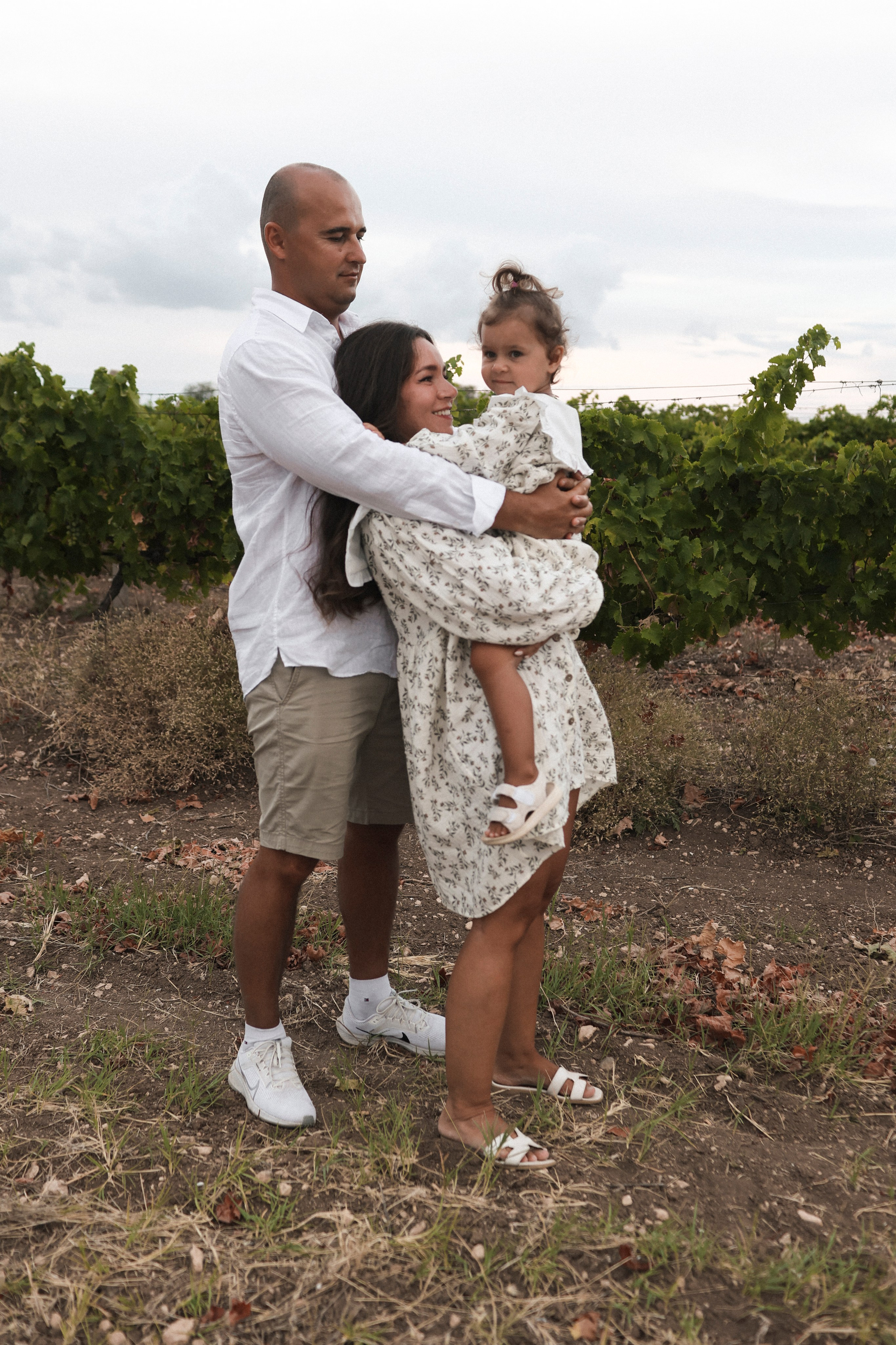 Пойдем, словлю тебе кузнечика. Свадебный фотограф в Севастополе и Крыму. Видеограф на свадьбу Крым, Севастополь, Ялта, Симферополь