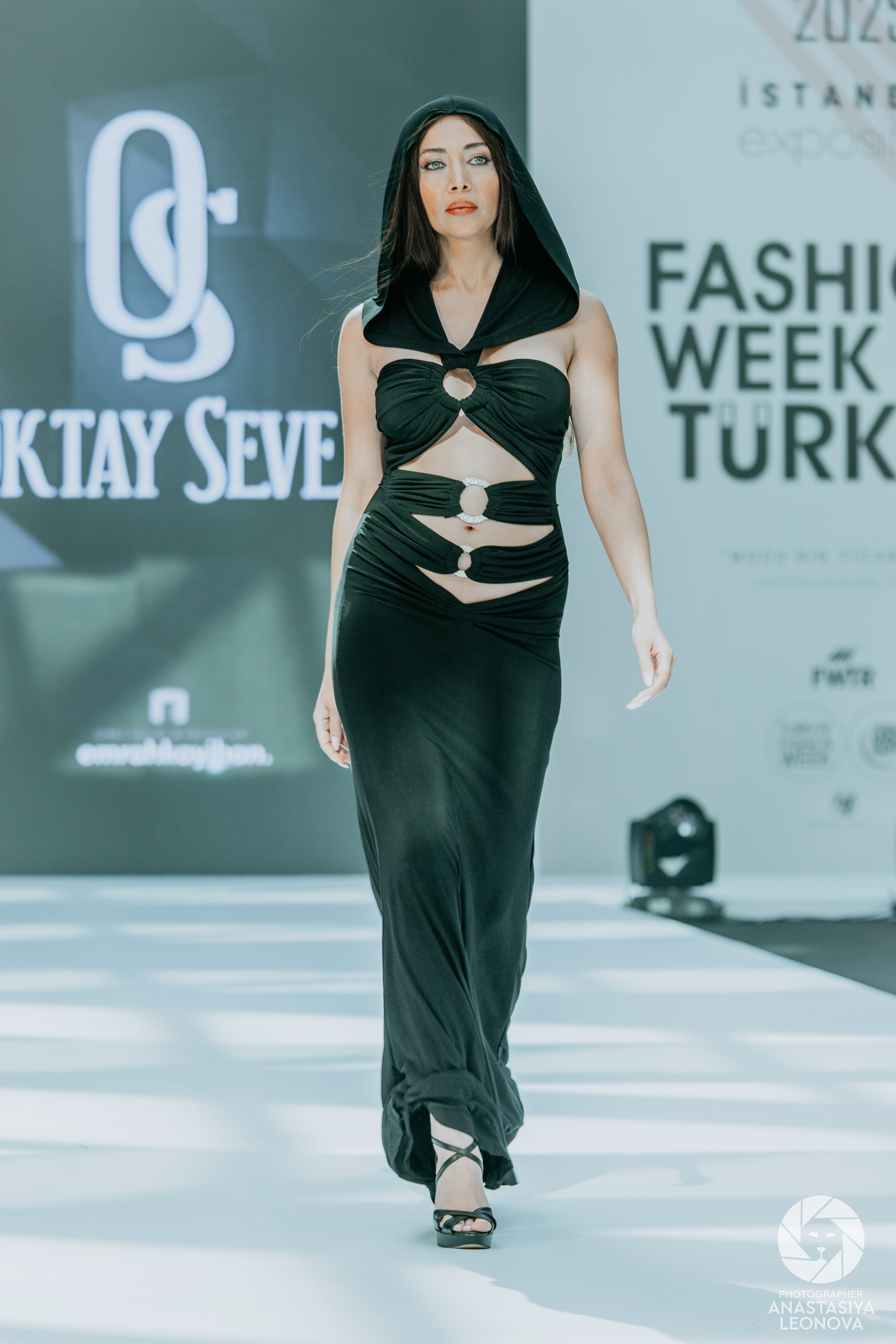 Fashion Week Türkiye [spring, 2025]. Anastasia Leonowa