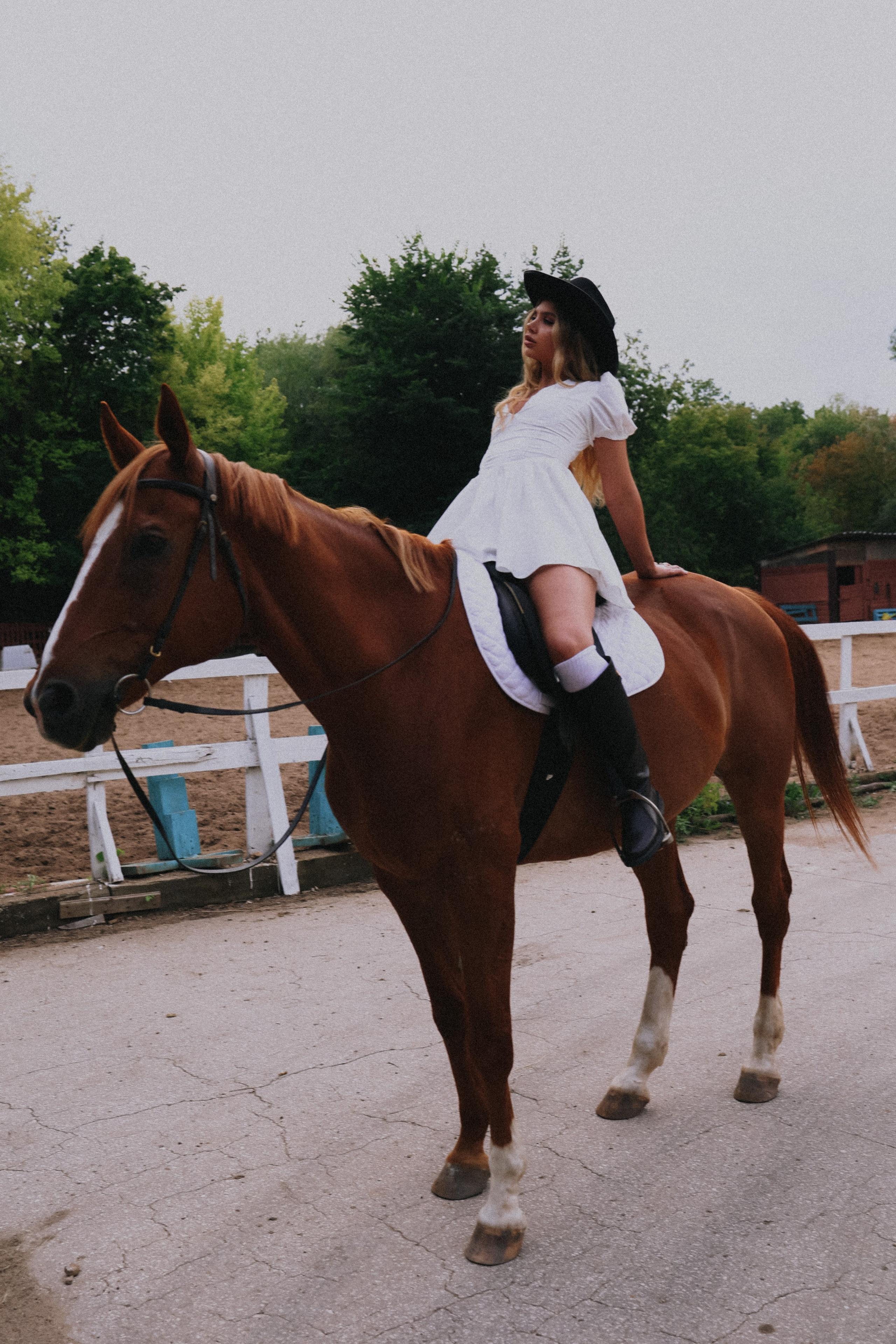 Александра | Прогулка с лошадью. Iva_lia