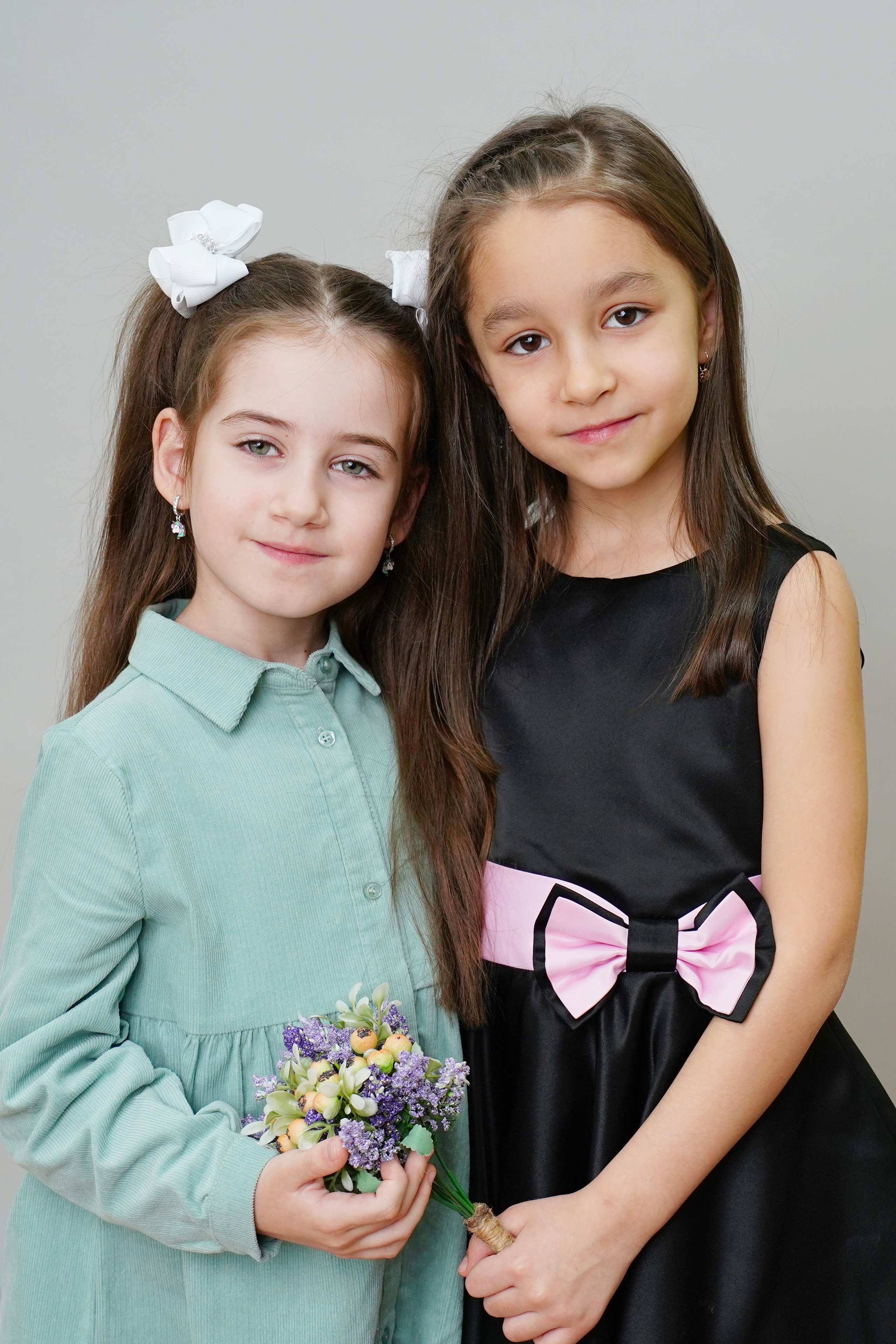 Мелкие группы. MEMENTO.Выпускные альбомы, школьные, юбилейные и другие книги. Ростов-на-Дону