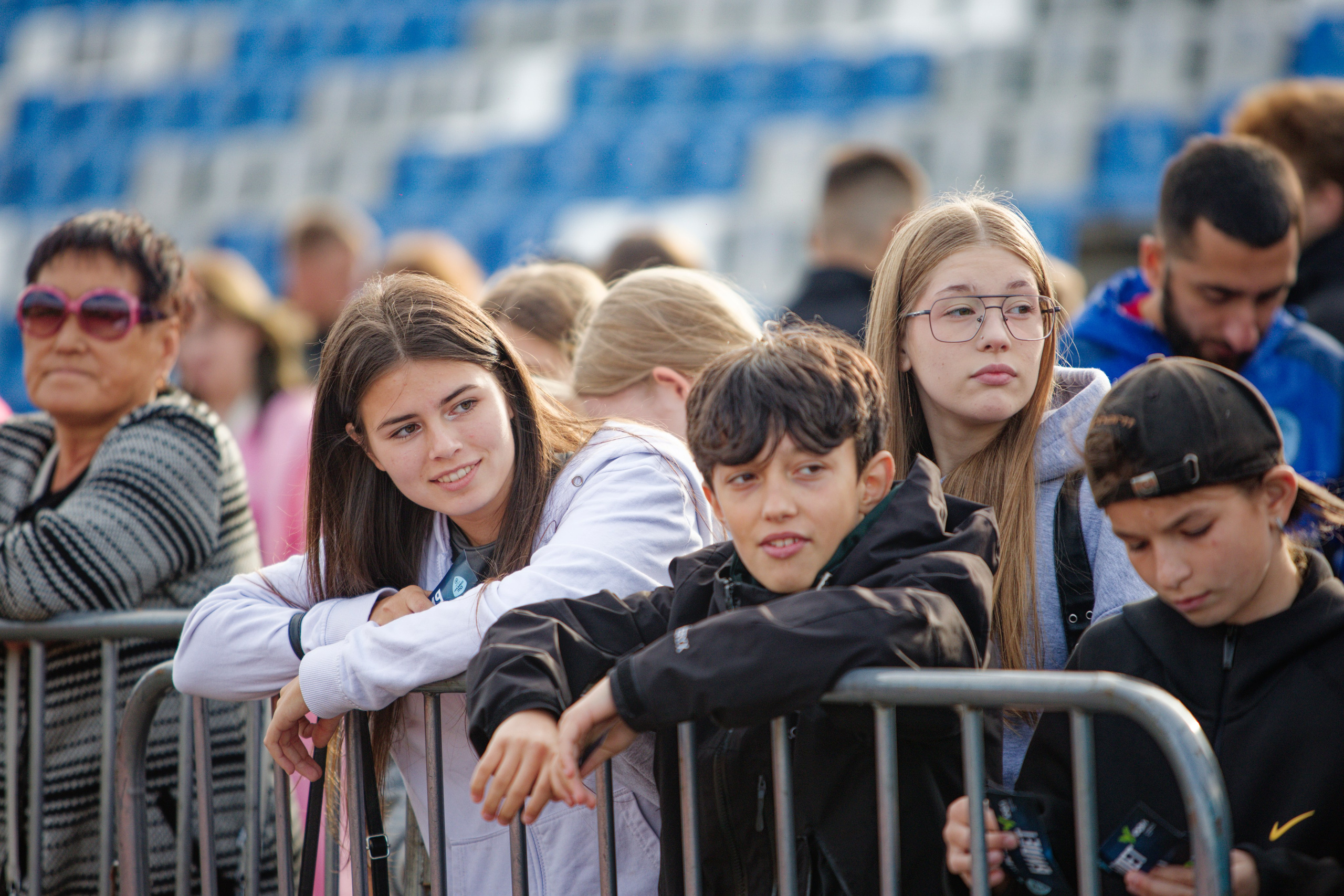 Матч ЮФЛ Сахалин-Хабаровск (U-18). Кутузов Евгений Фотограф в Южно-Сахалинске