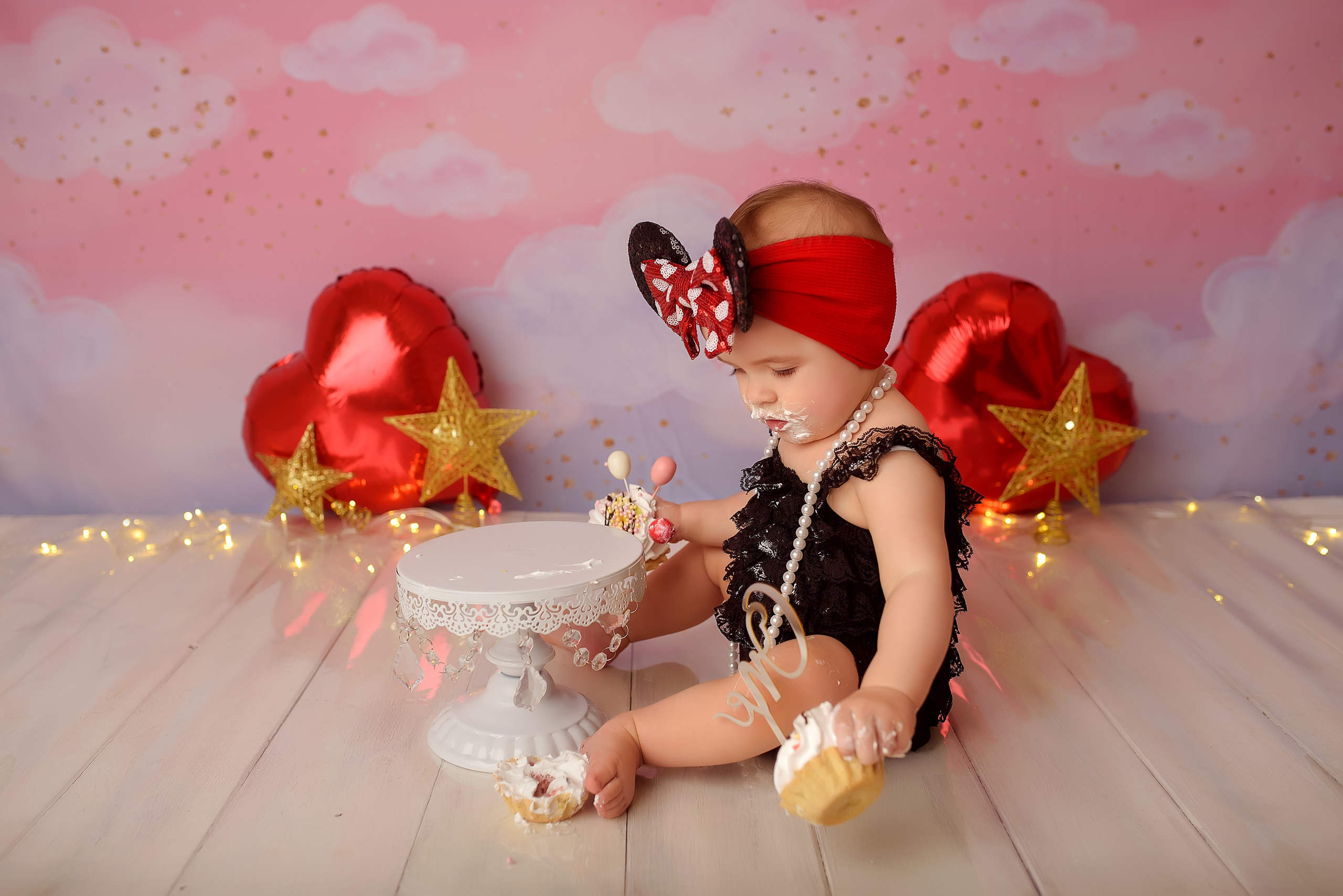 Крушение тортика. Фотограф беременности и новорожденных в Рязани