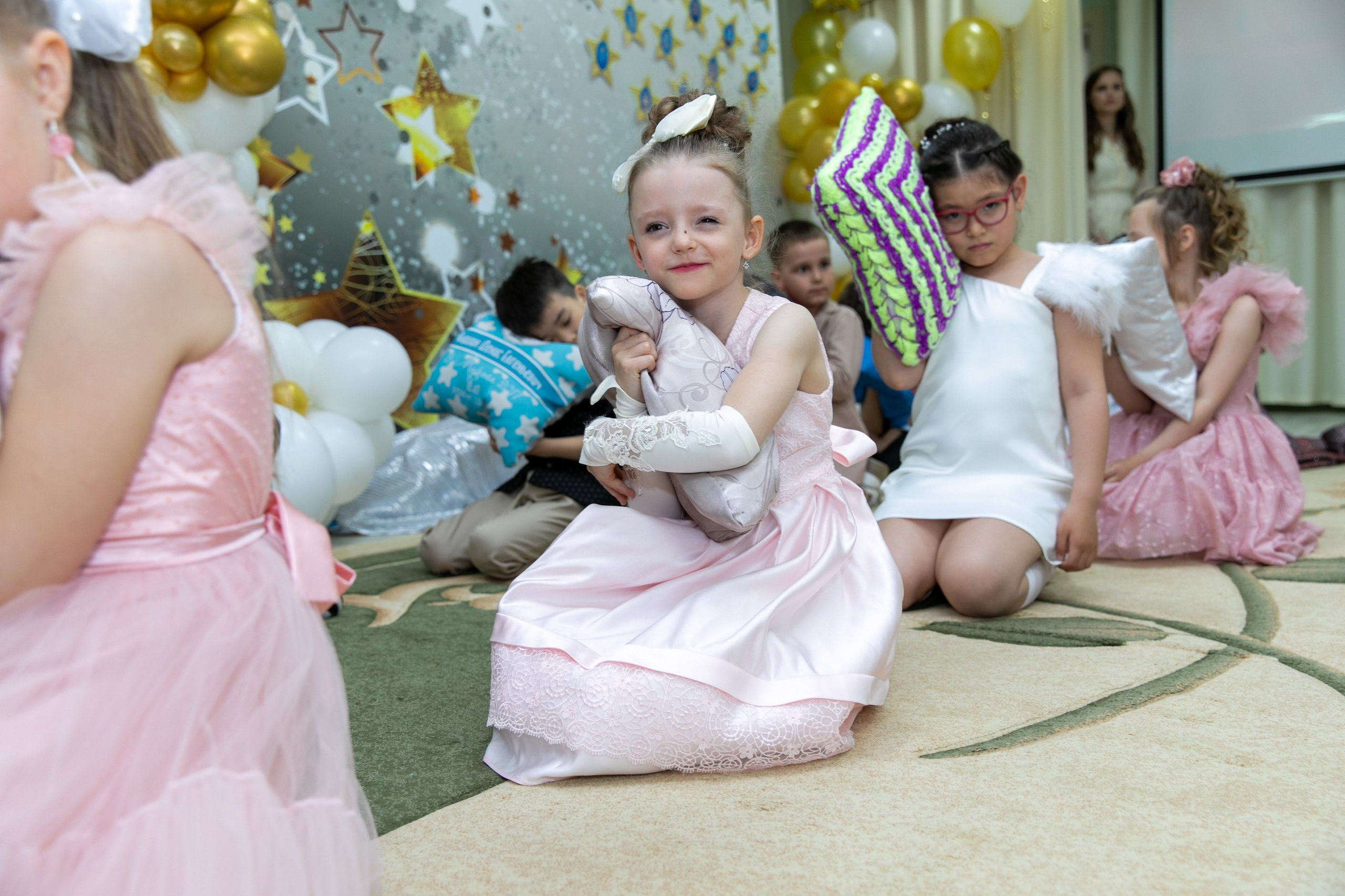 Выпускной Лебедушка 2024. Школьный и детский фотограф в Южно-Сахалинске Анастасия Лескова