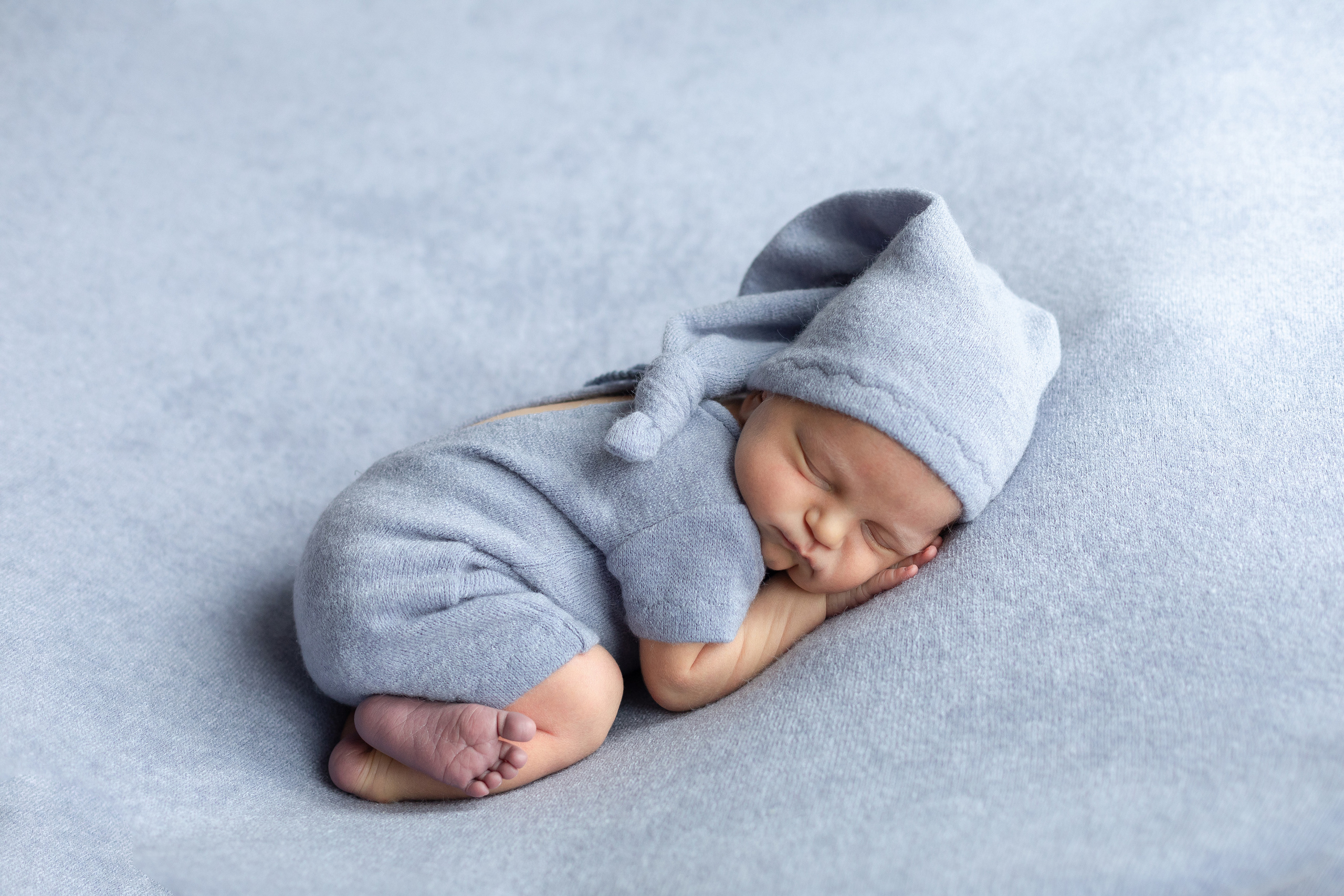 Newborn. Newborn photographer. Keski-Suomi (Central Finland)