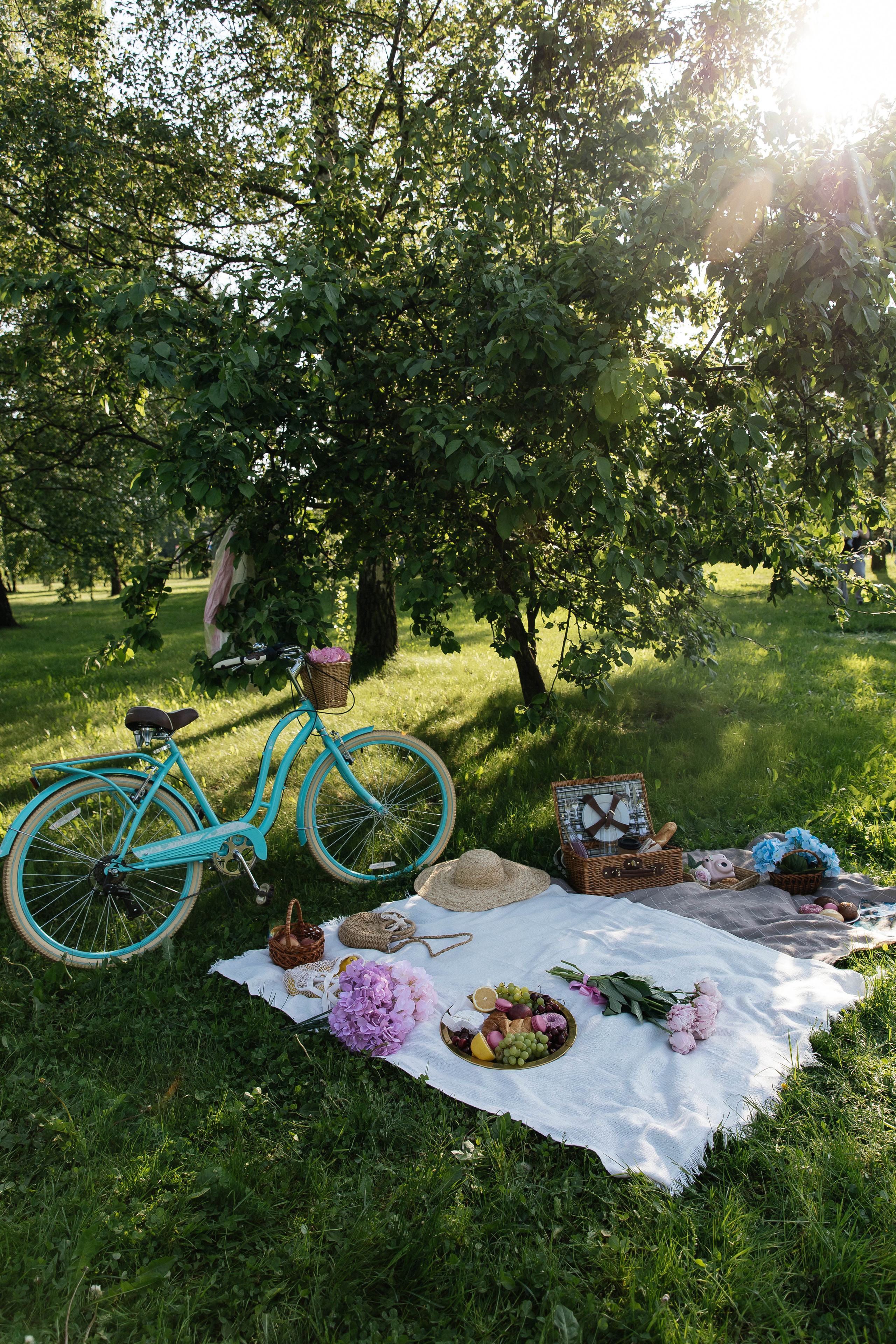 ПИКНИК В ПАРКЕ. Фотограф индивидуальных женских портретов и LOVEstory в Москве