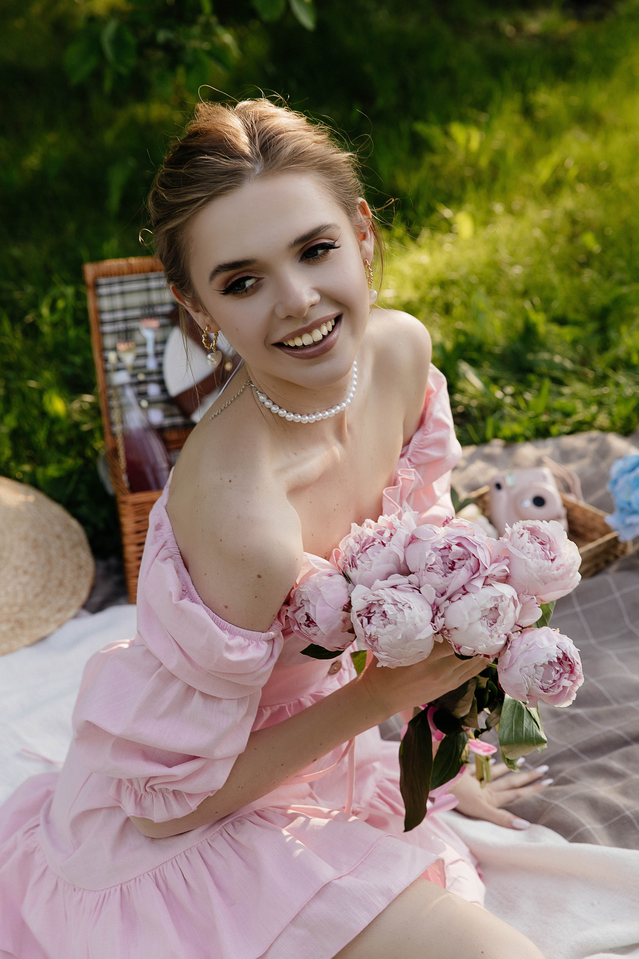 ПИКНИК В ПАРКЕ. Фотограф индивидуальных женских портретов и LOVEstory в Москве