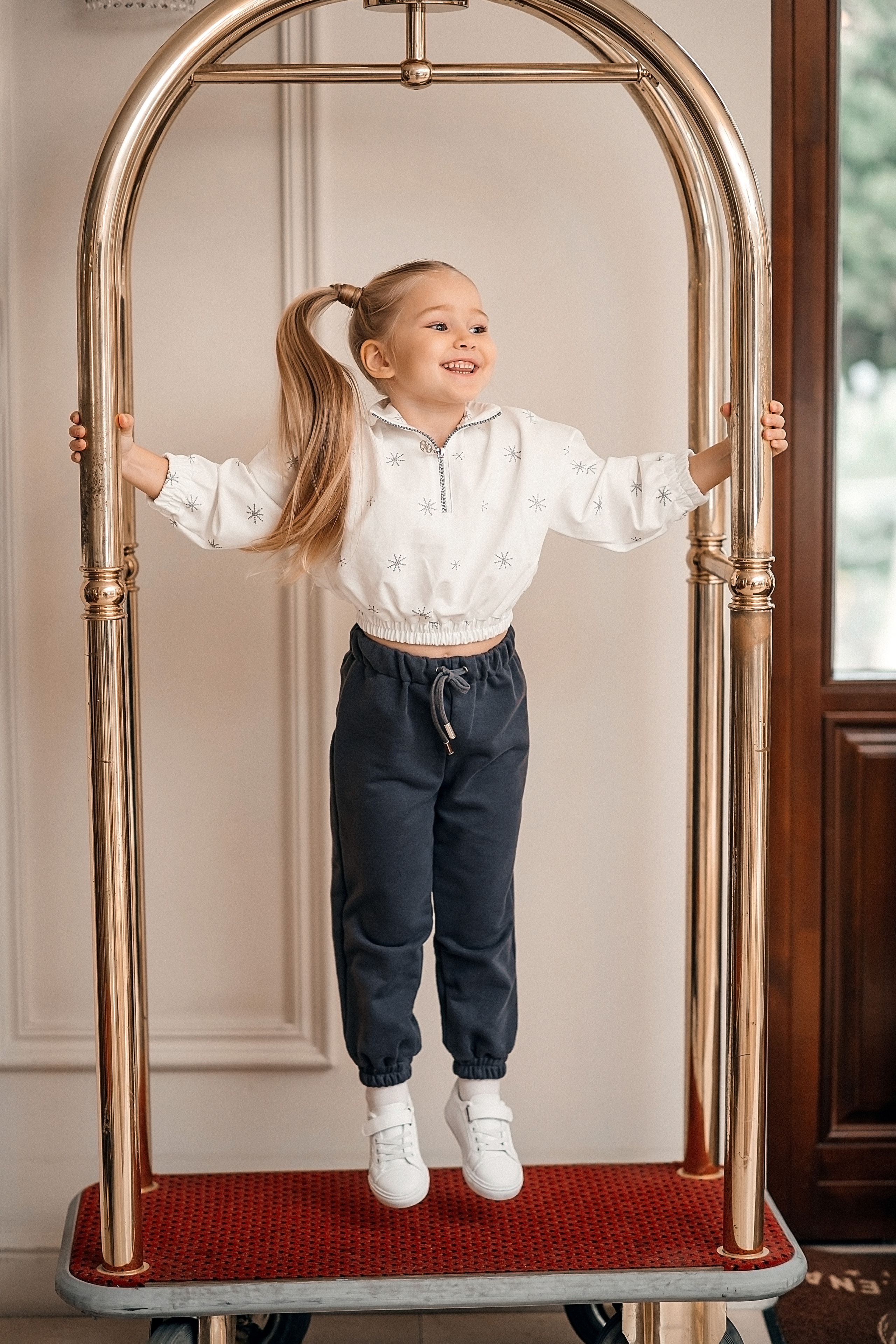 Рекламная съемка. Свадебный и семейный фотограф и видеограф, Крым, Москва, Санкт -Петербург