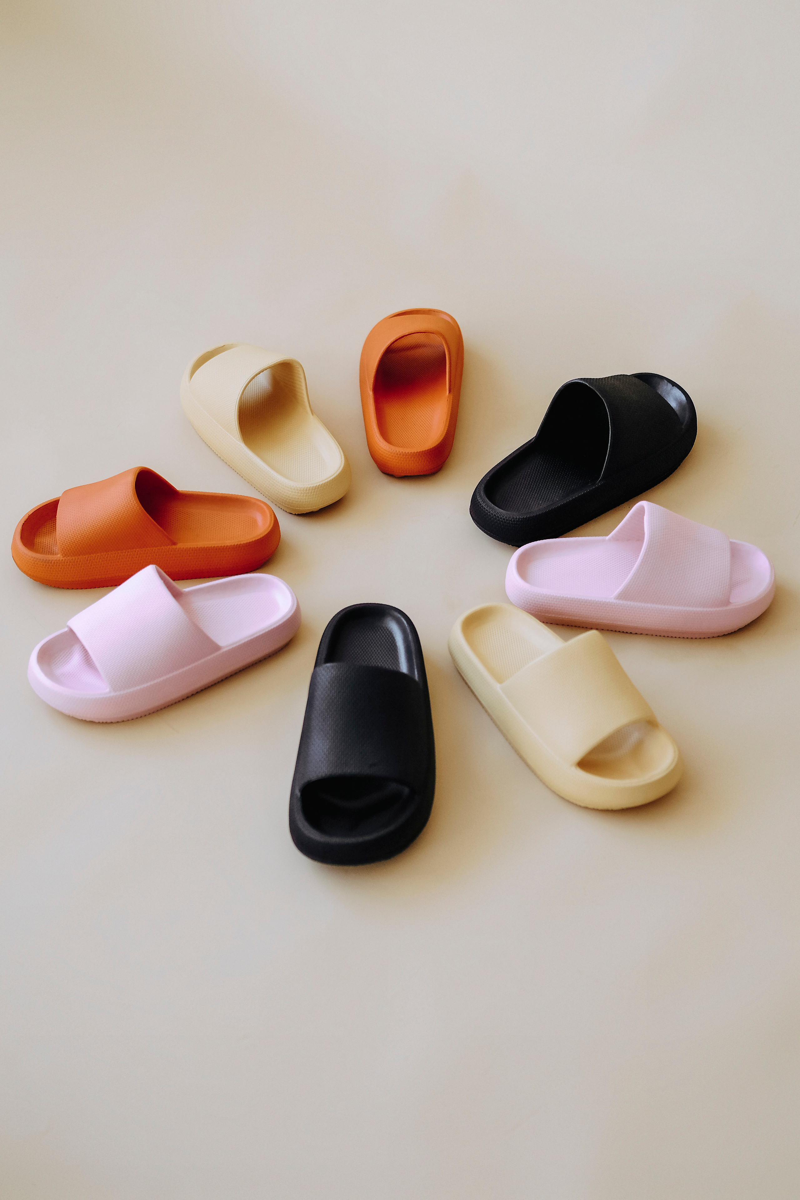 Тапочки. Свадебный и портретный фотограф в Санкт-Петербурге Варламова Татьяна