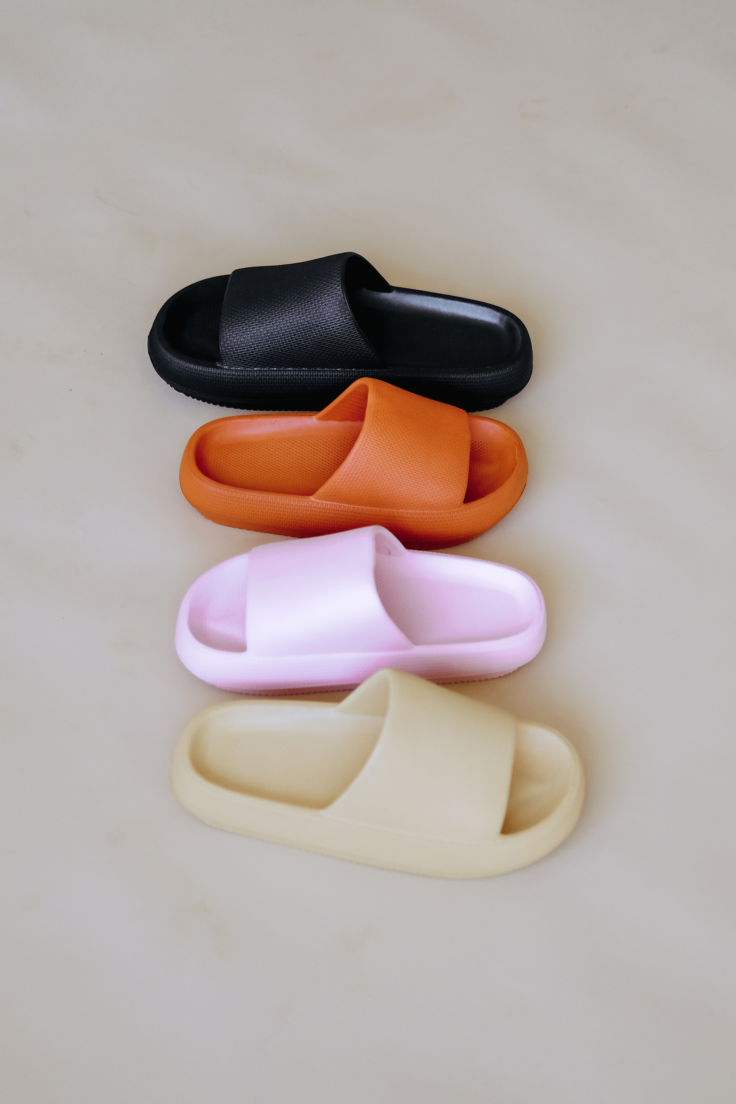 Тапочки. Свадебный и портретный фотограф в Санкт-Петербурге Варламова Татьяна