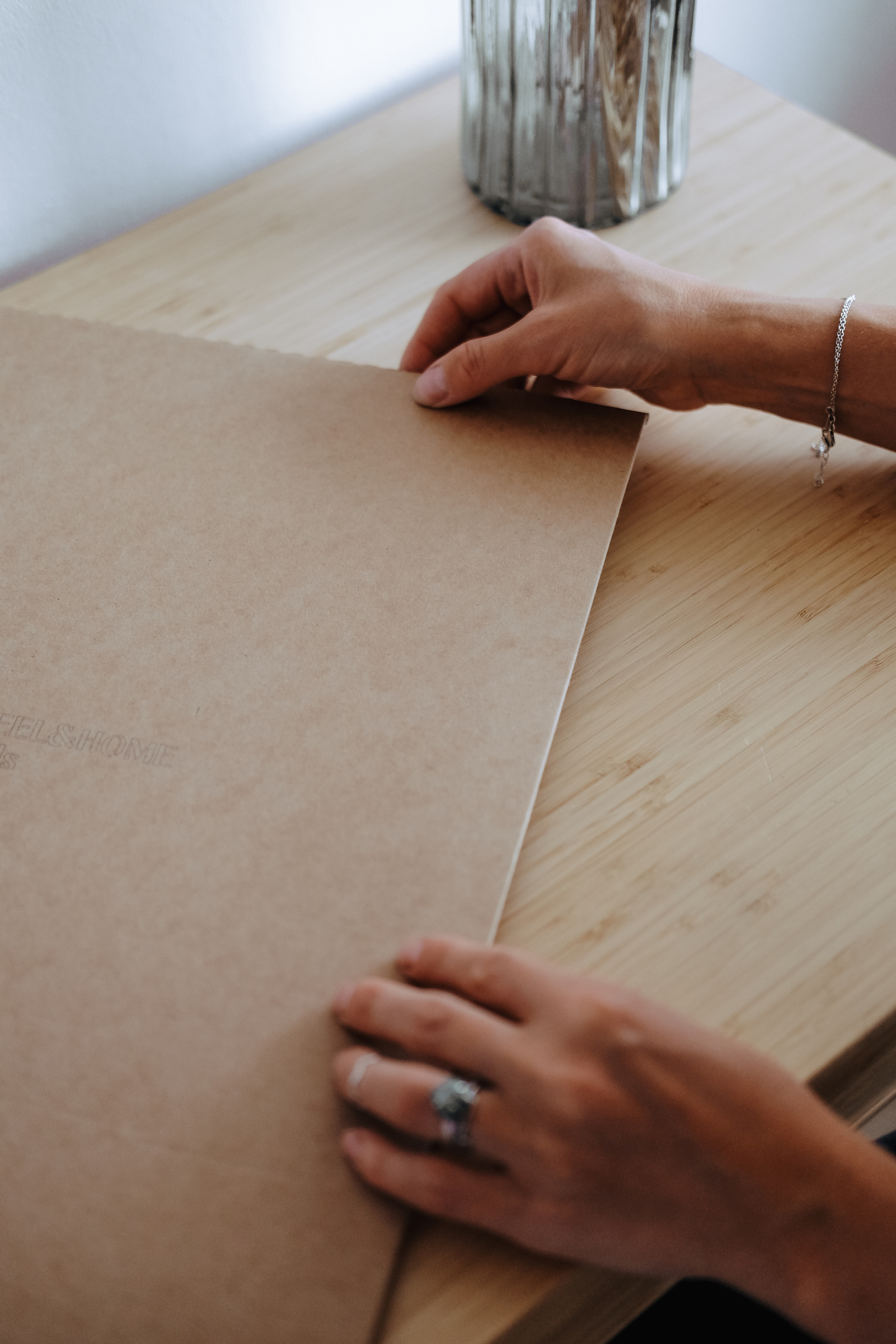 Тапочки. Свадебный и портретный фотограф в Санкт-Петербурге Варламова Татьяна