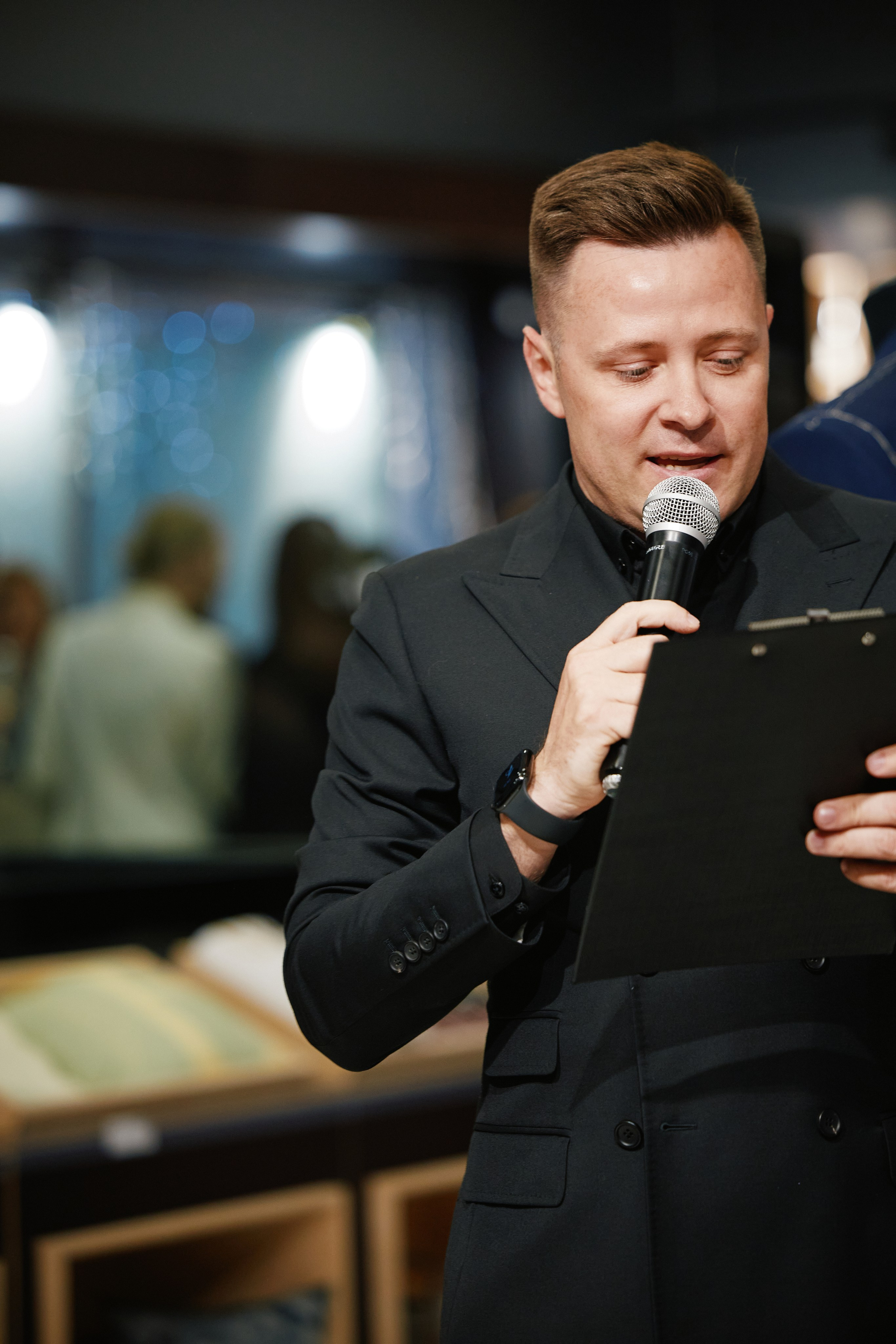 Иммерсивный спектакль в Винном клубе CHATEAU TAMAGNE 21.05. Свадебный репортажный фотограф краснодар максим дремов дрёмов фотосессия студия цена