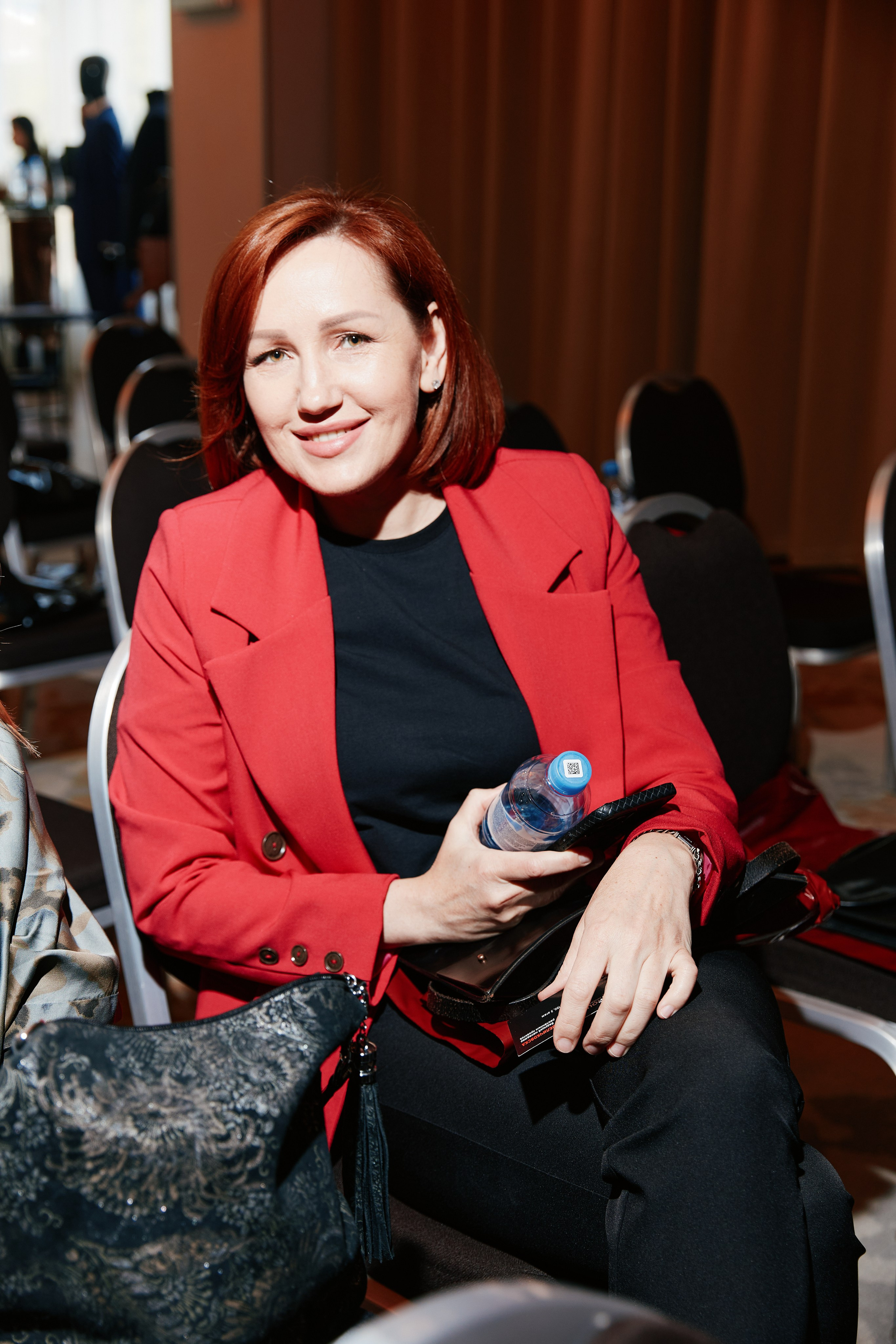 Форум Бизнес-тренды 2025 в Marriott Hotel 28.04. Свадебный репортажный фотограф краснодар максим дремов дрёмов фотосессия студия цена